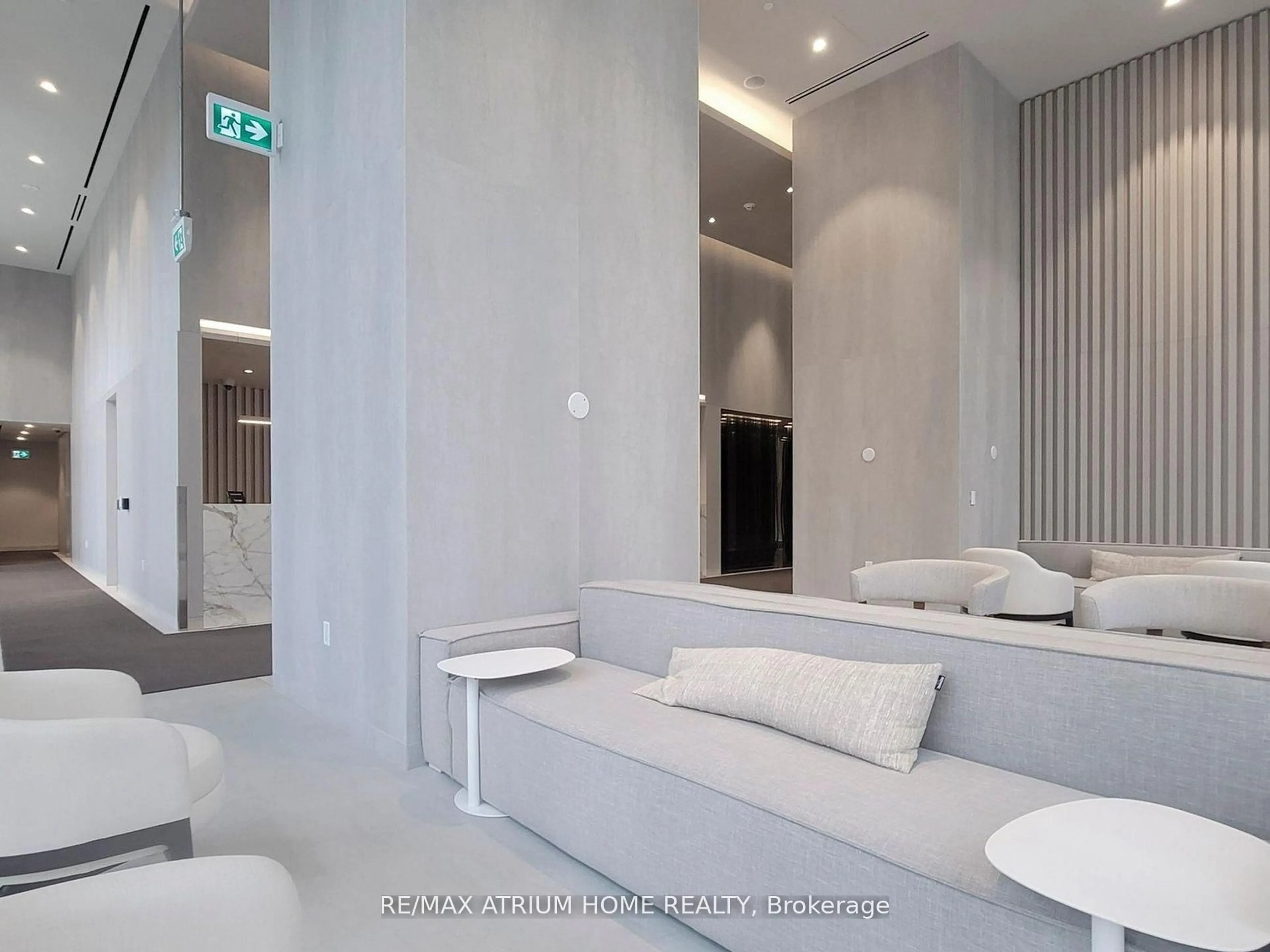 Unknown for 55 Cooper St #4605, Toronto Ontario M5E 0G1