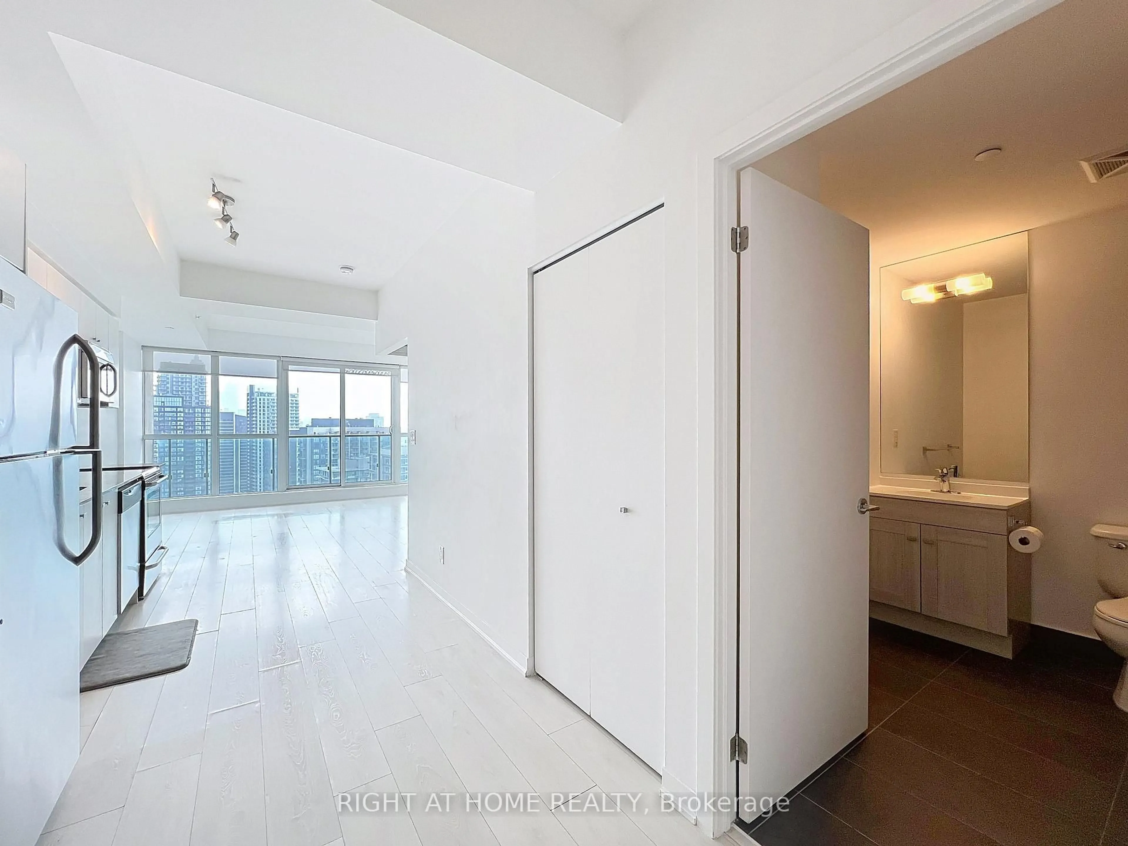 A pic of a room for 150 East Liberty St #2804, Toronto Ontario M6K 3R5