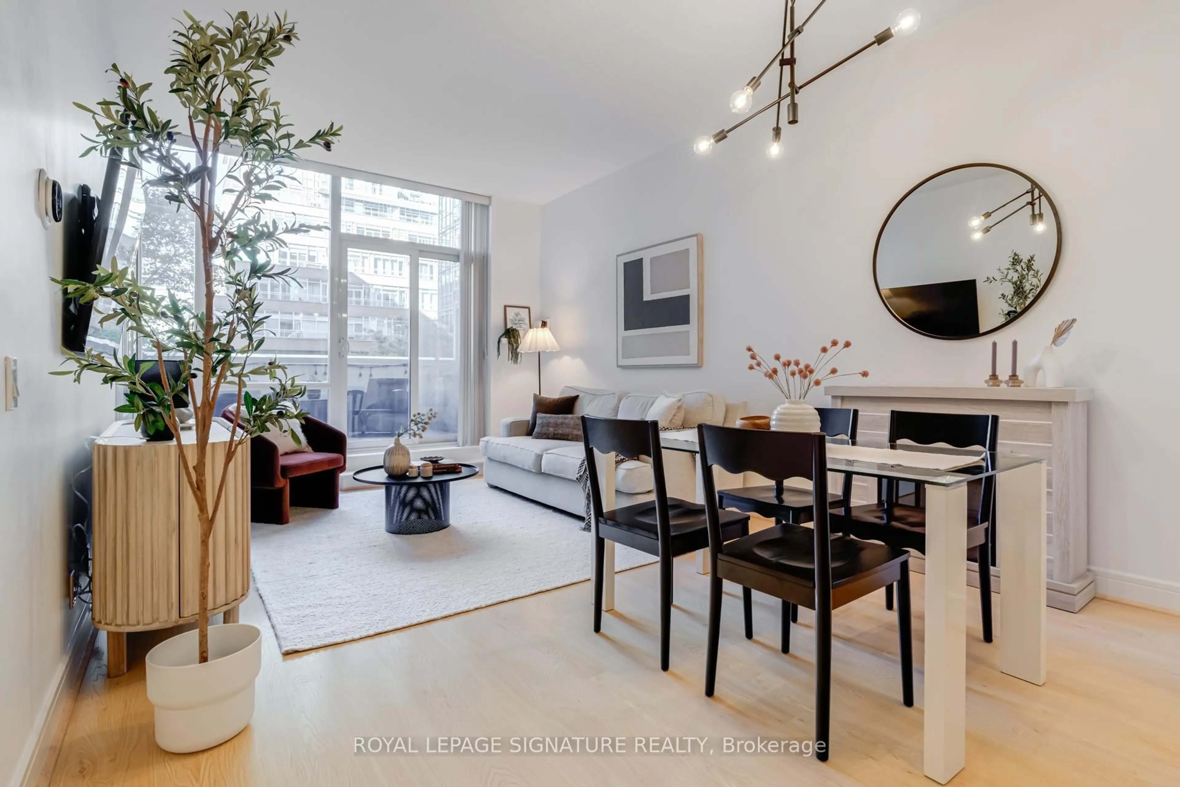 Unknown for 112 George St #S203, Toronto Ontario M5A 2M5