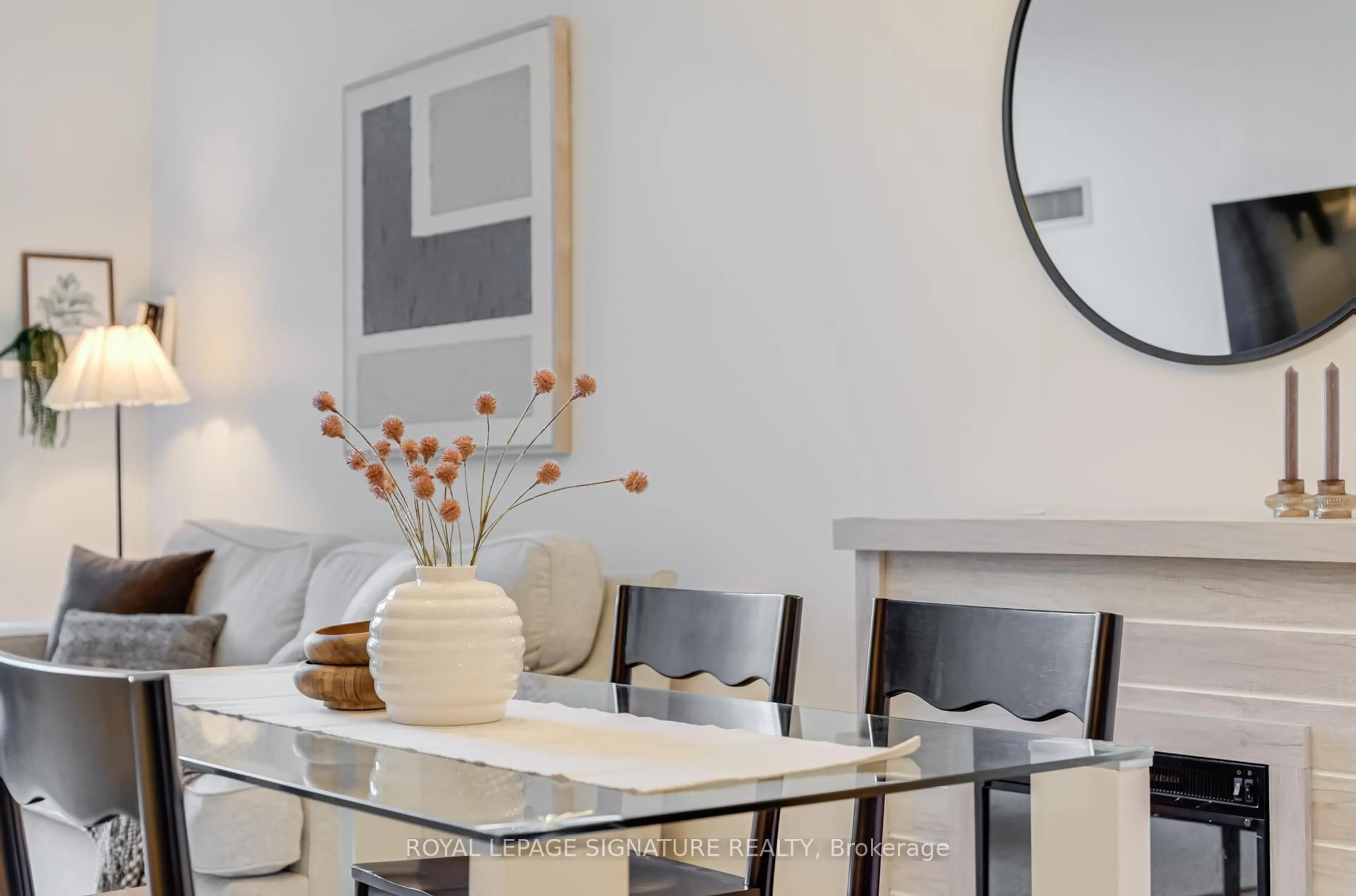 Dining room, unknown for 112 George St #S203, Toronto Ontario M5A 2M5