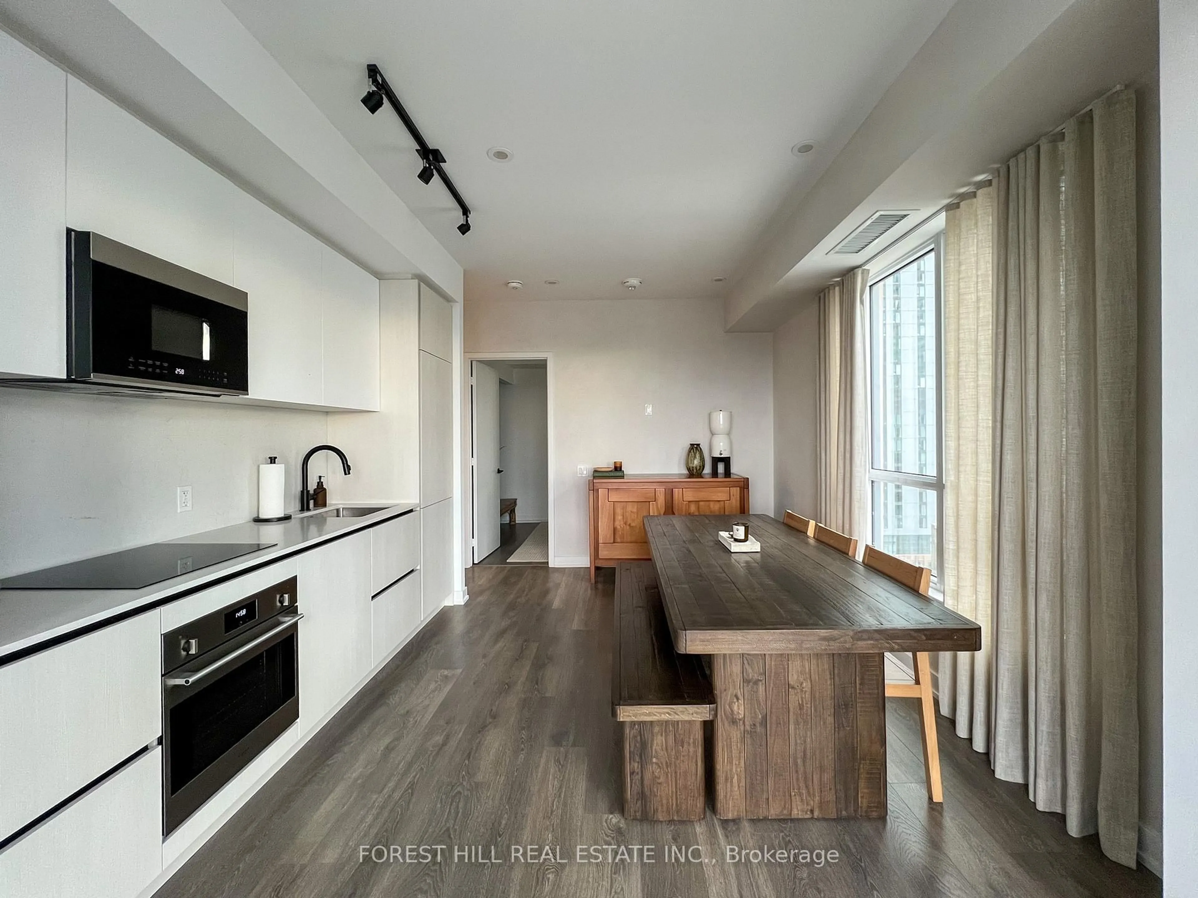 Open concept kitchen, unknown for 108 Peter St #2210, Toronto Ontario M5V 0W2