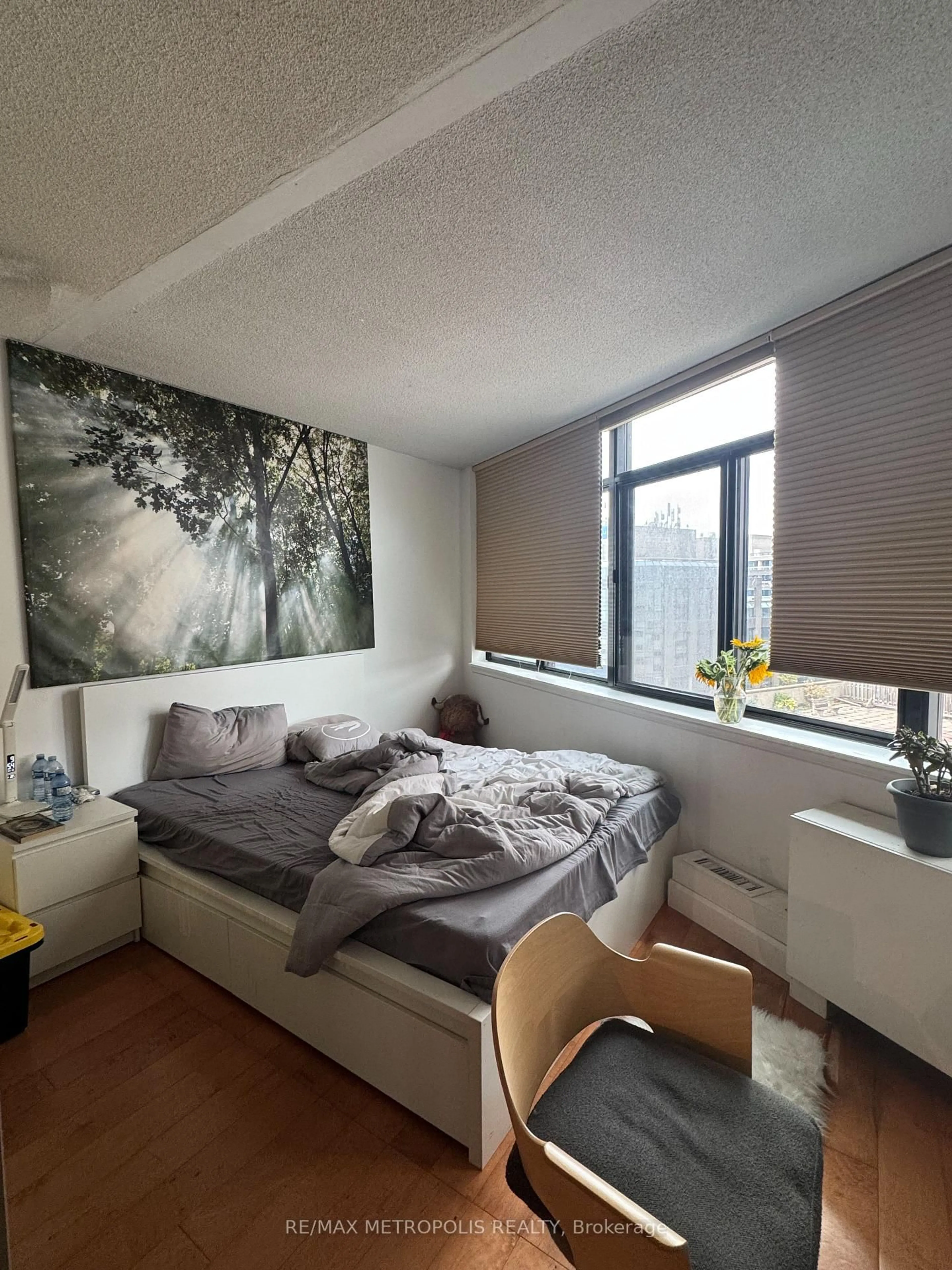 Bedroom with bed, unknown for 250 Queens Quay #704, Toronto Ontario M5J 2N2