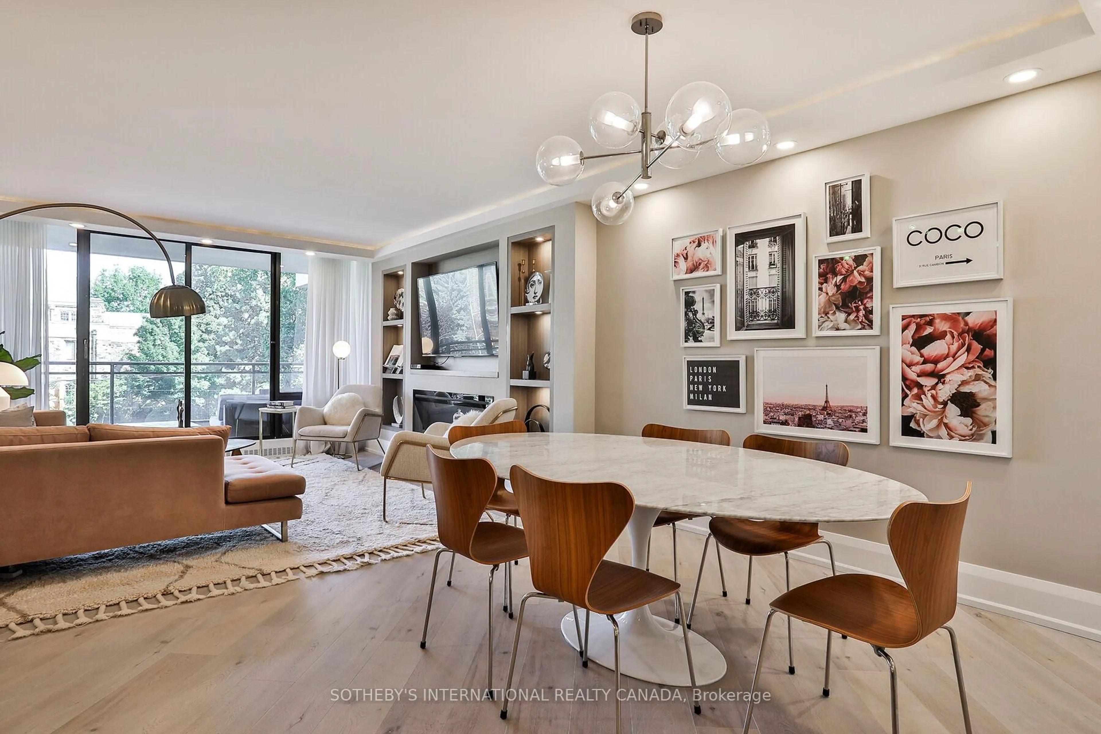 Unknown for 235 St Clair Ave #301, Toronto Ontario M4V 1R4