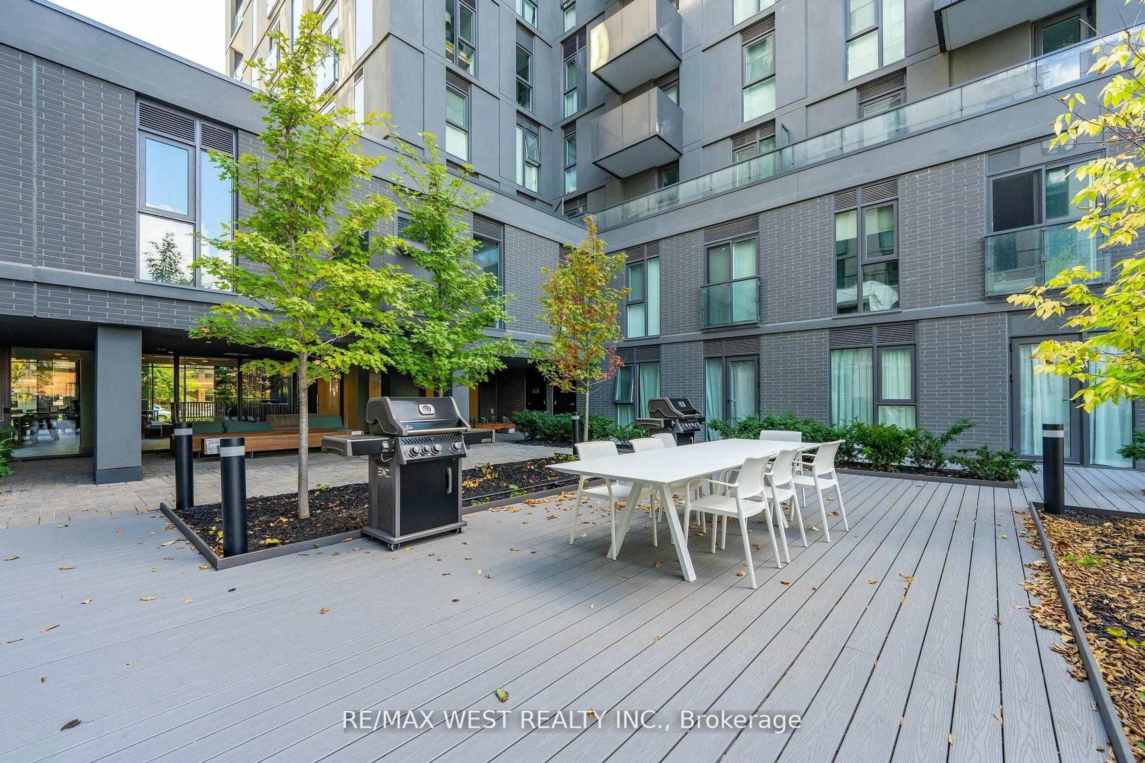 Patio, street for 500 Wilson Ave #721, Toronto Ontario M3H 5Y9