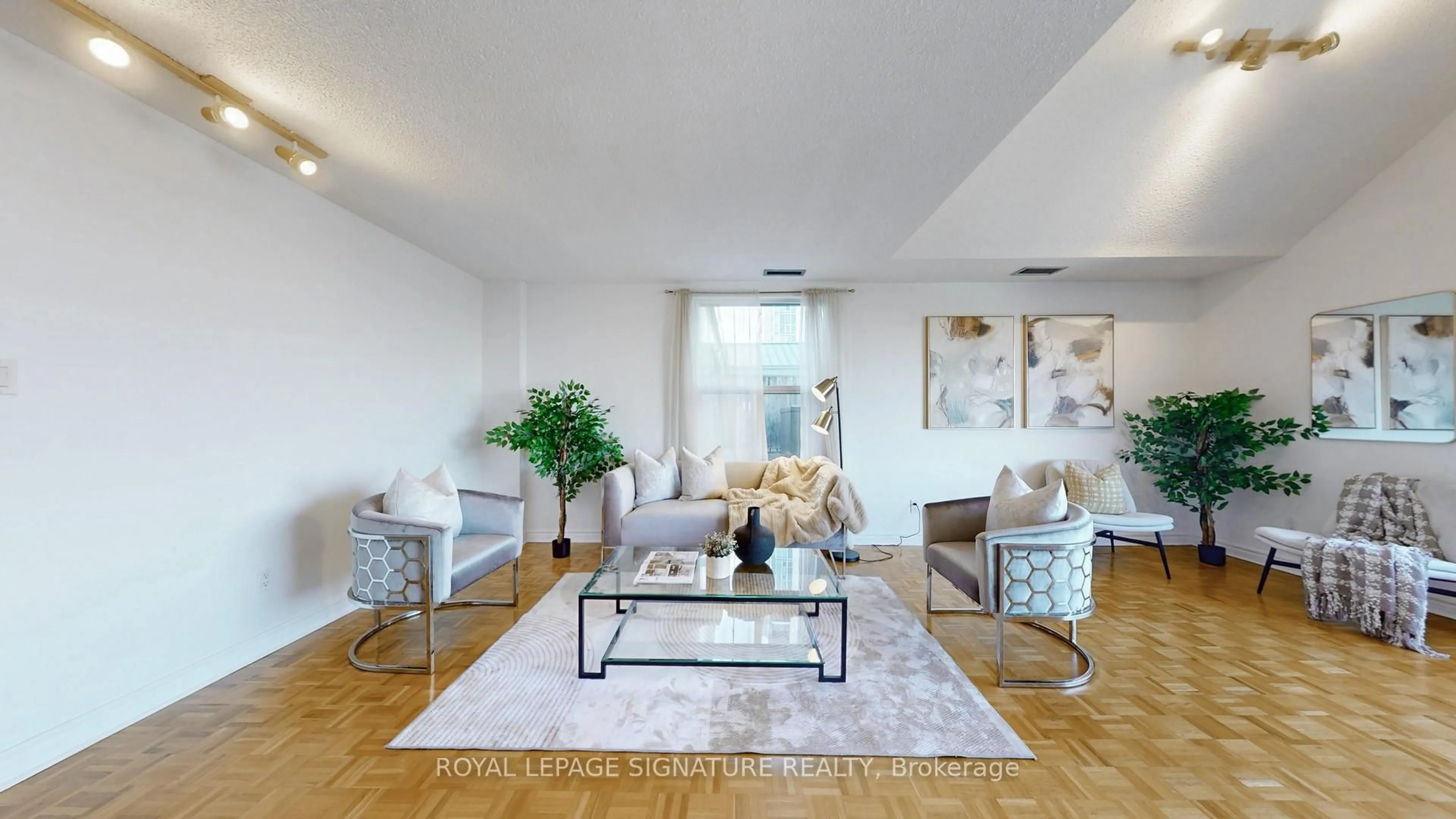 Living room with furniture, unknown for 5795 Yonge St #1205, Toronto Ontario M2M 4J3