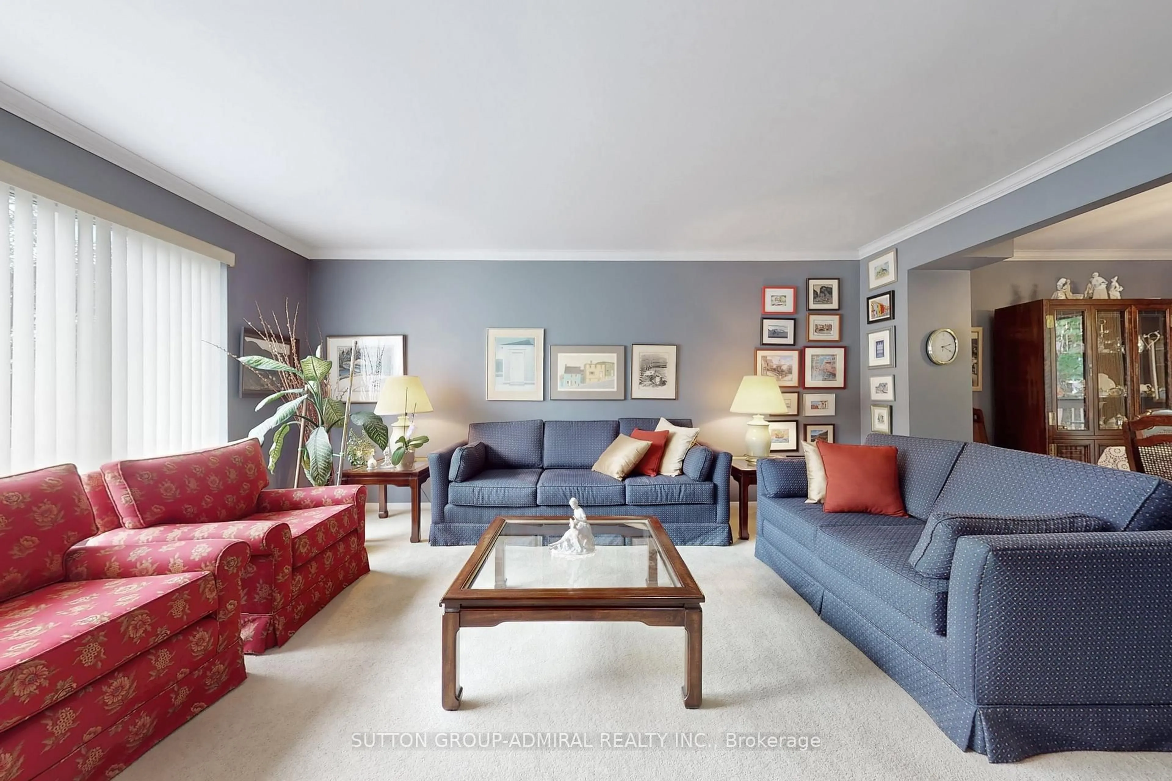 Living room with furniture, unknown for 3 Regatta Cres, Toronto Ontario M2R 2X7