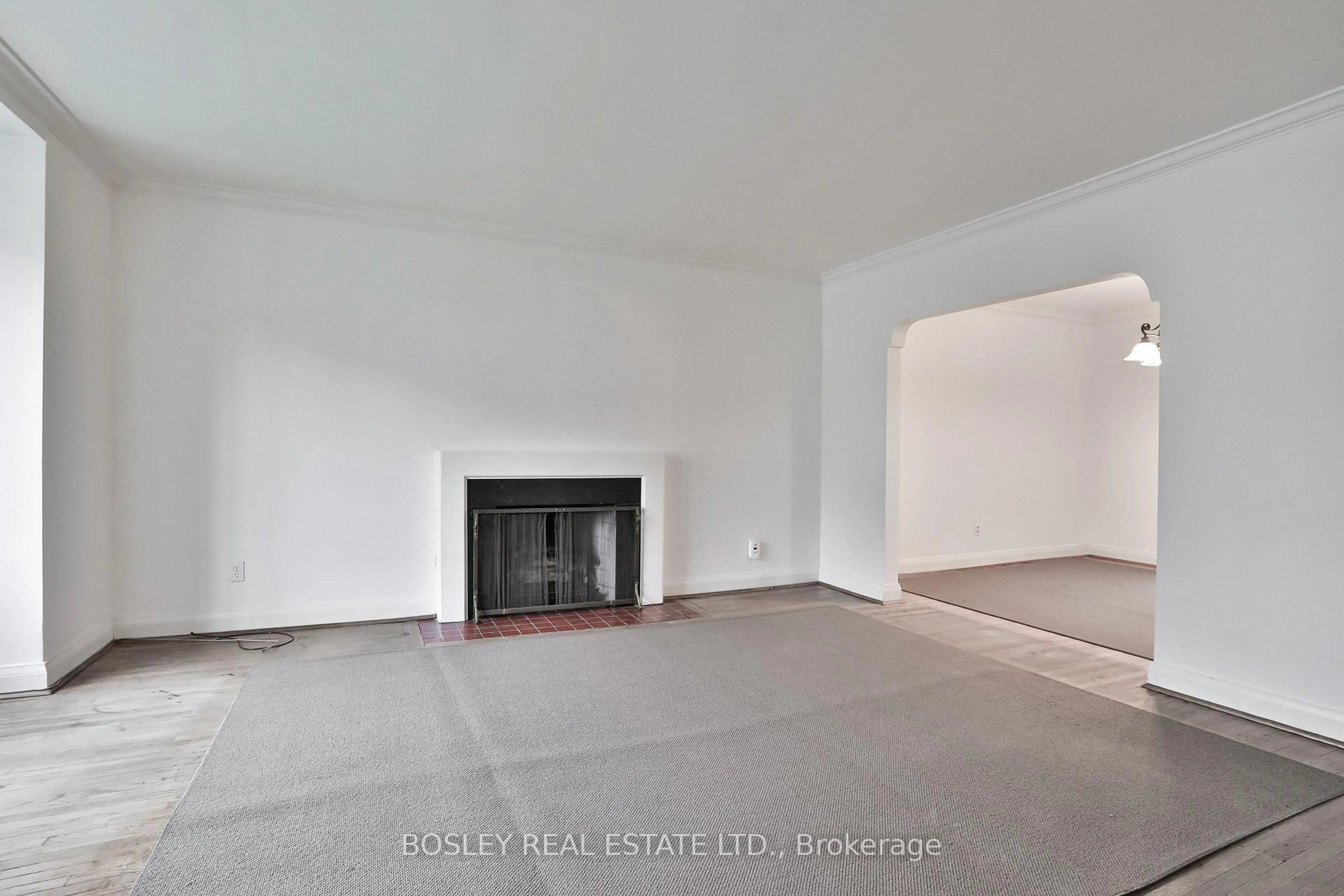 A pic of a room for 17 Fairholme Ave, Toronto Ontario M6B 2W4