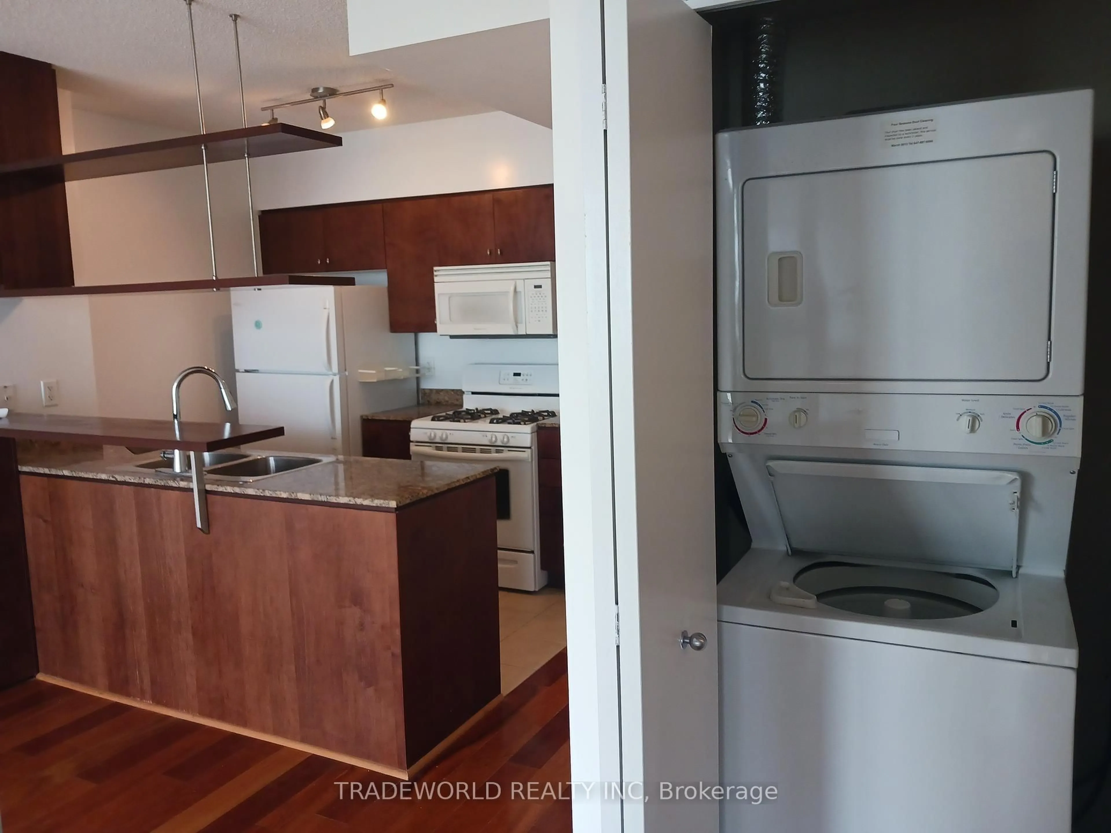 Standard kitchen, wood/laminate floor for 35 Mariner Terr #4710, Toronto Ontario M5V 3V9