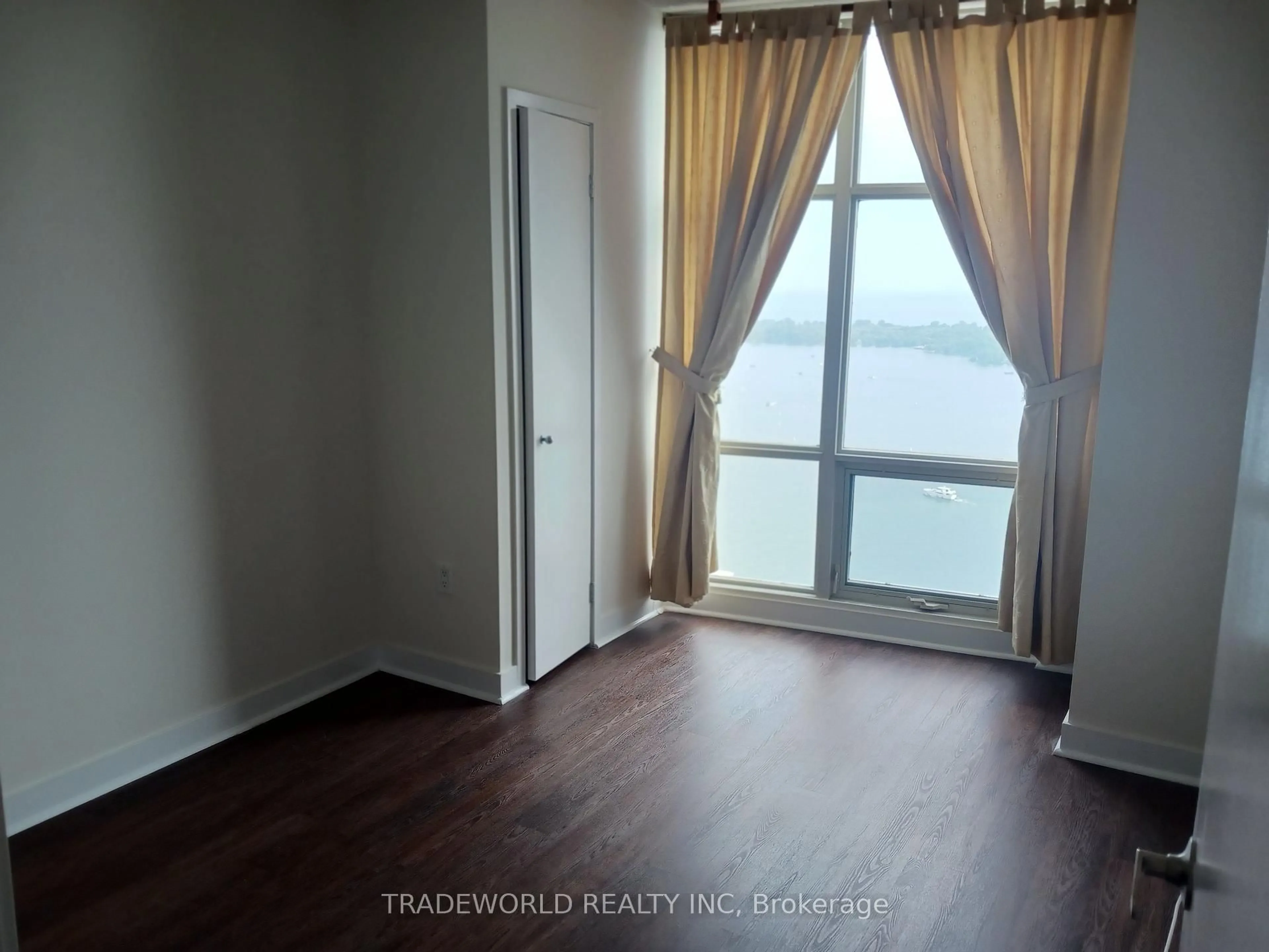 A pic of a room for 35 Mariner Terr #4710, Toronto Ontario M5V 3V9