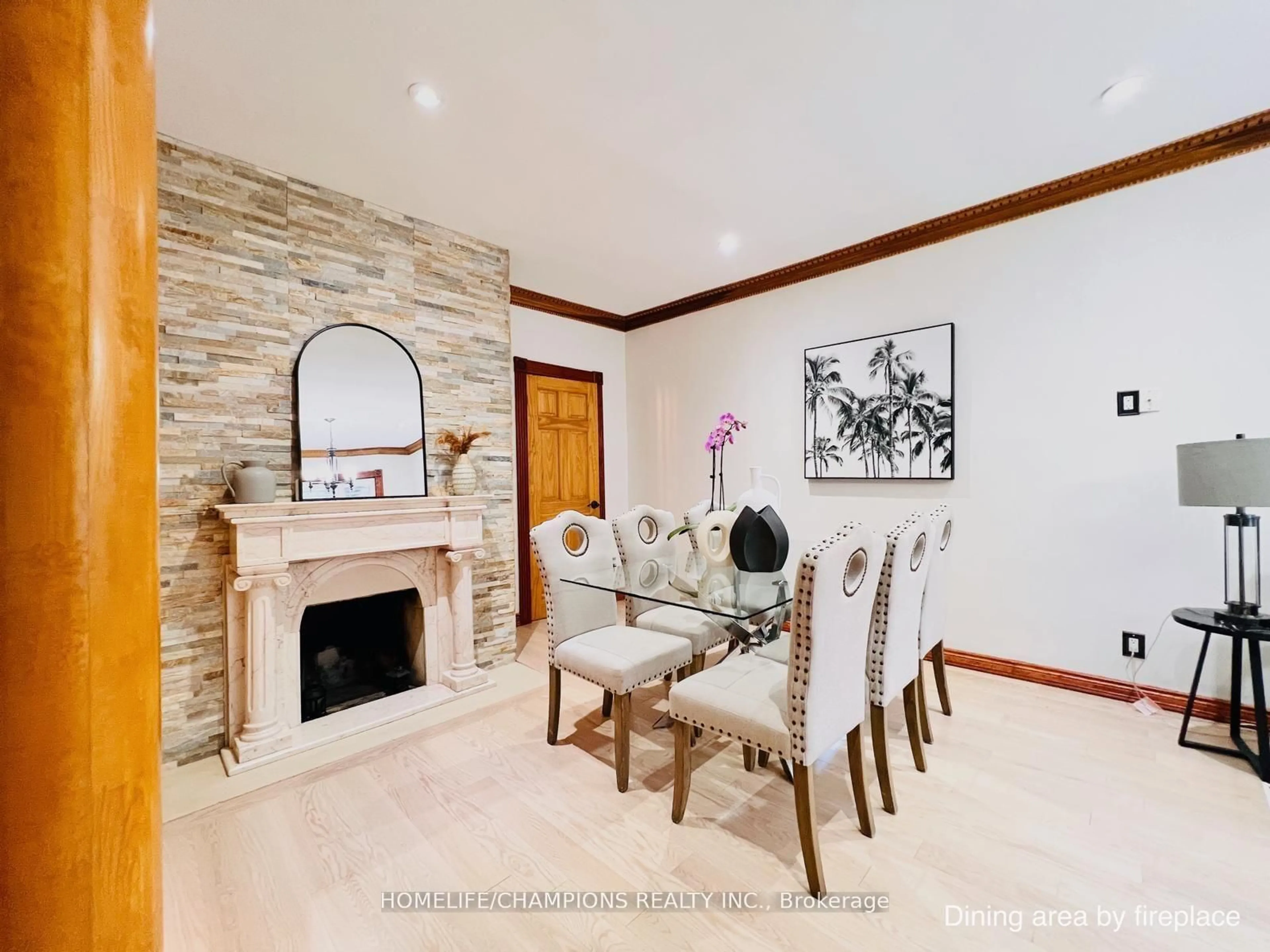 Dining room, ceramic/tile floor for 291 St Clair Ave, Toronto Ontario M4T 1P3