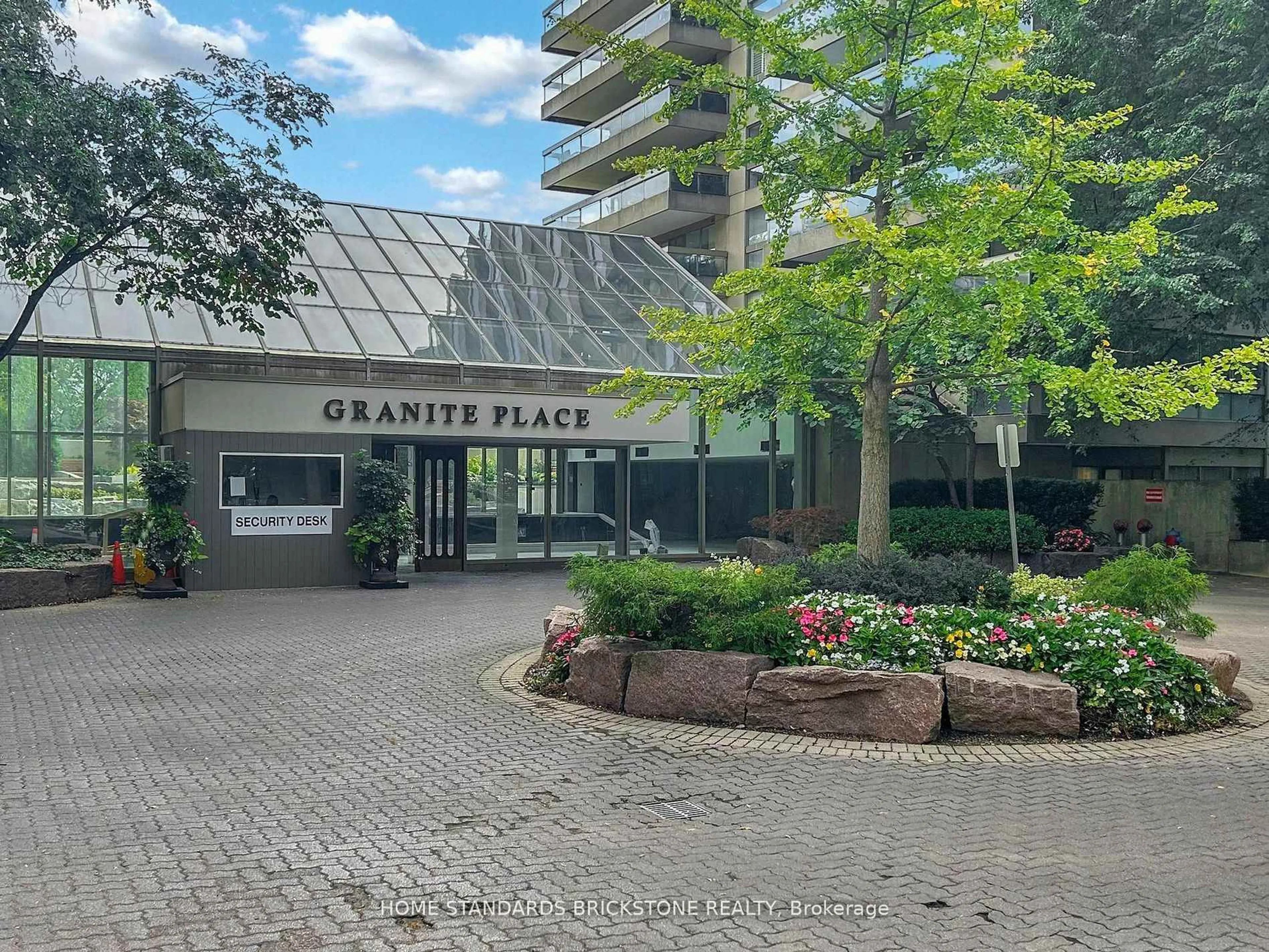 Indoor foyer for 61 St Clair Ave #1102, Toronto Ontario M4V 2Y8