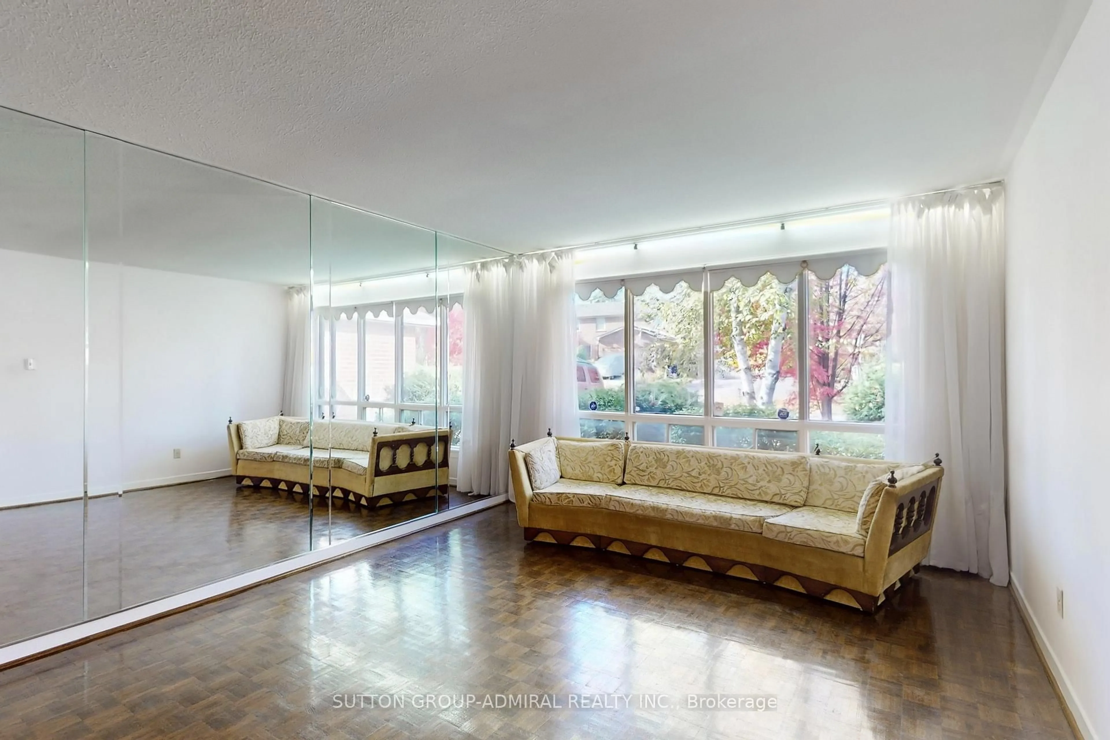 Unknown for 35 Nevada Ave, Toronto Ontario M2M 3N9