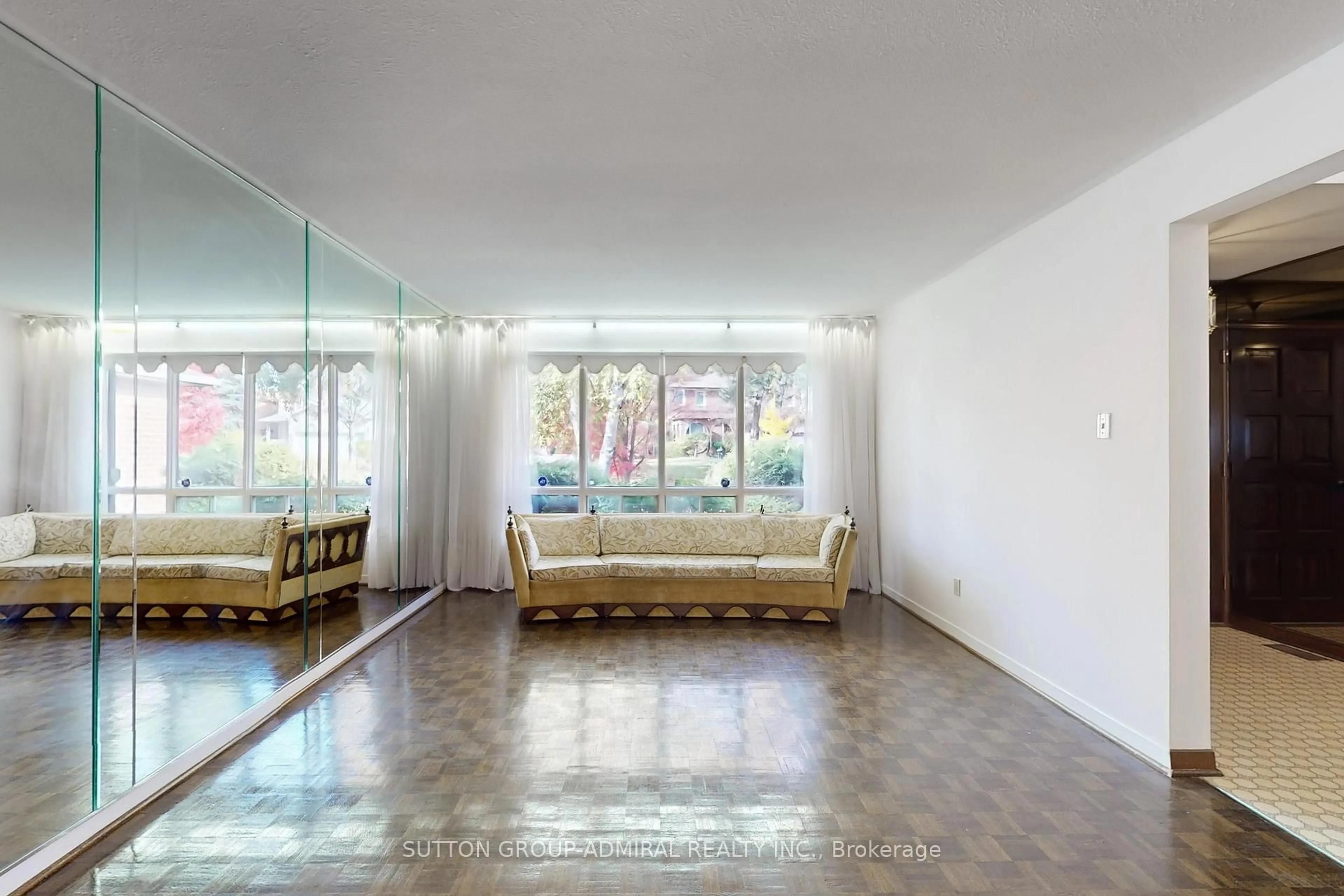 Unknown for 35 Nevada Ave, Toronto Ontario M2M 3N9