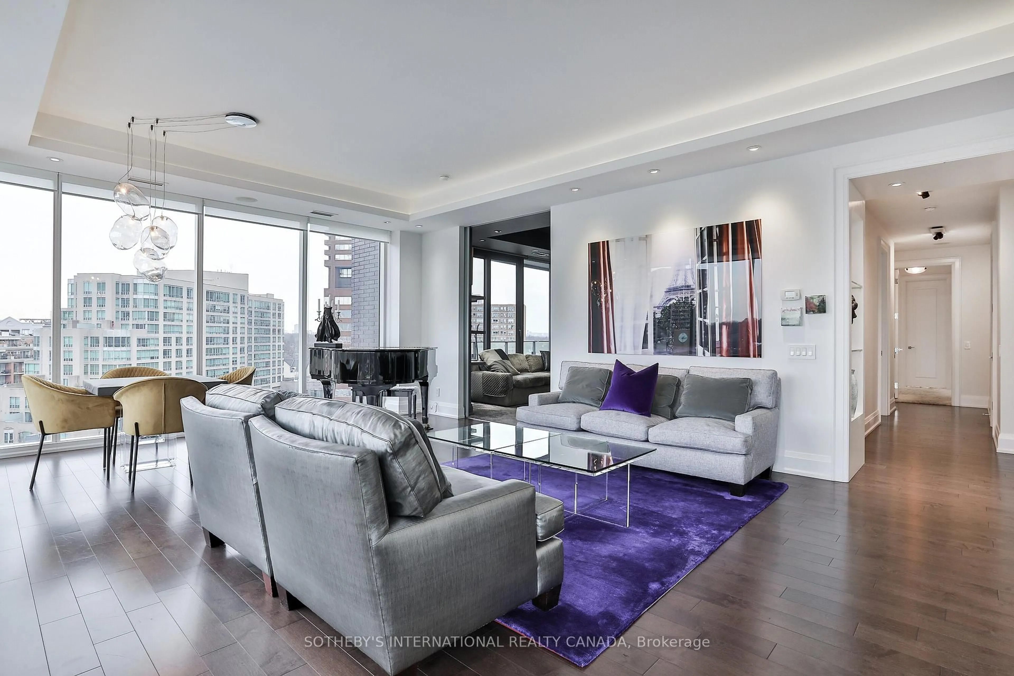 Living room with furniture, unknown for 88 Davenport Rd #804, Toronto Ontario M5R 0A5