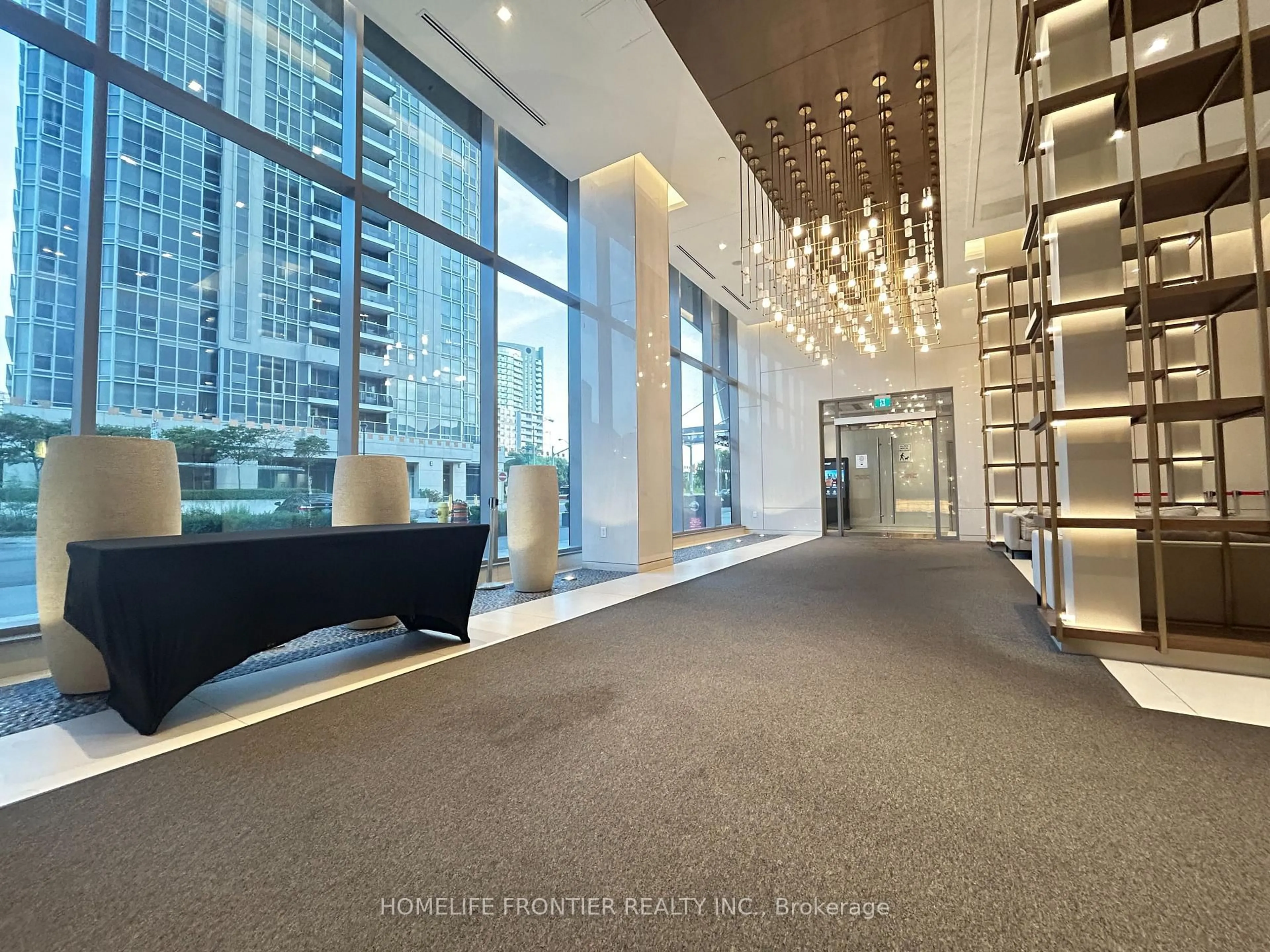 Indoor foyer for 8 Olympic Garden Dr #S3001, Toronto Ontario M2M 0B9