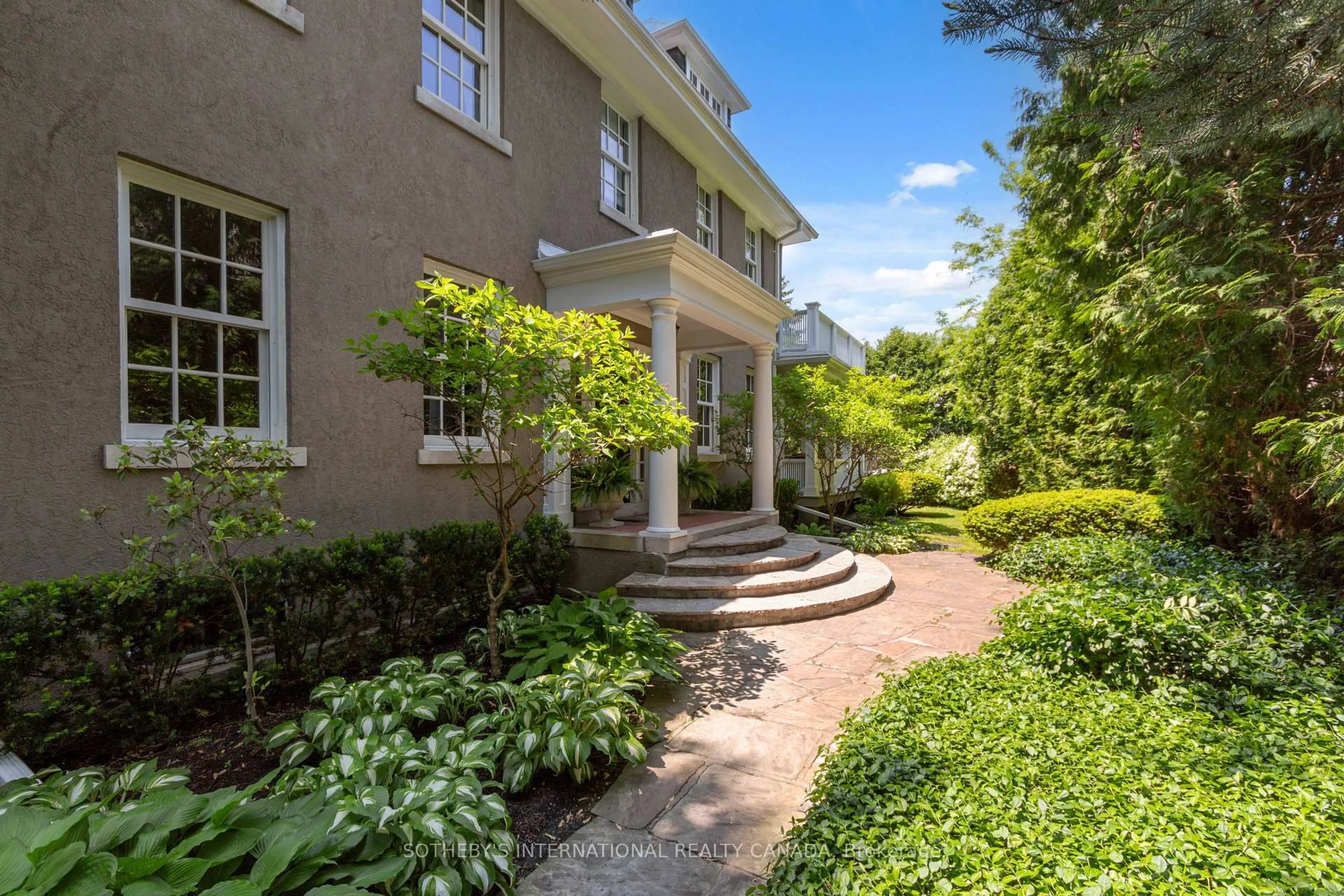 Unknown for 24 Doncliffe Dr, Toronto Ontario M4N 2E6