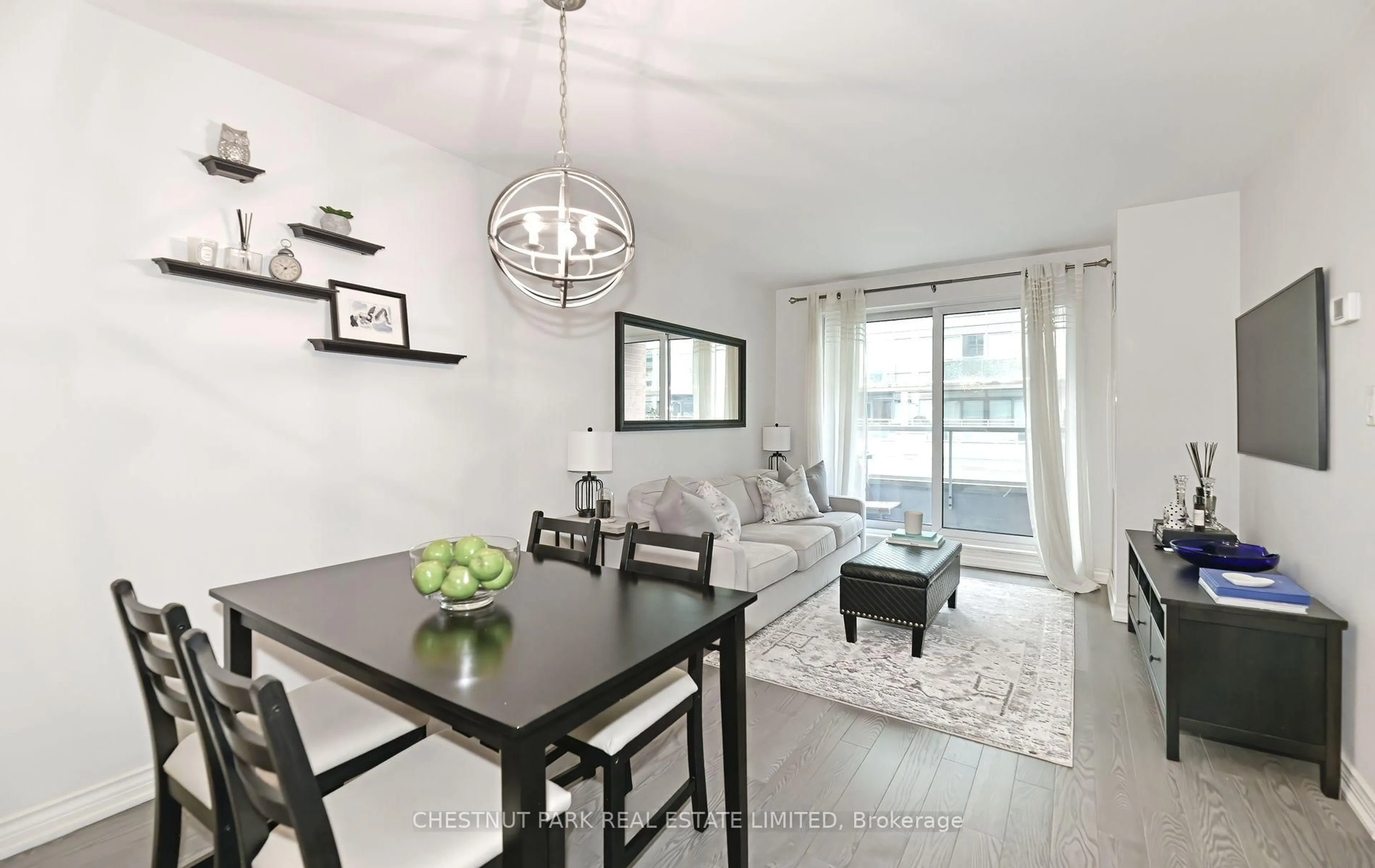 Dining room, wood/laminate floor for 230 King St #1013, Toronto Ontario M5A 1K5