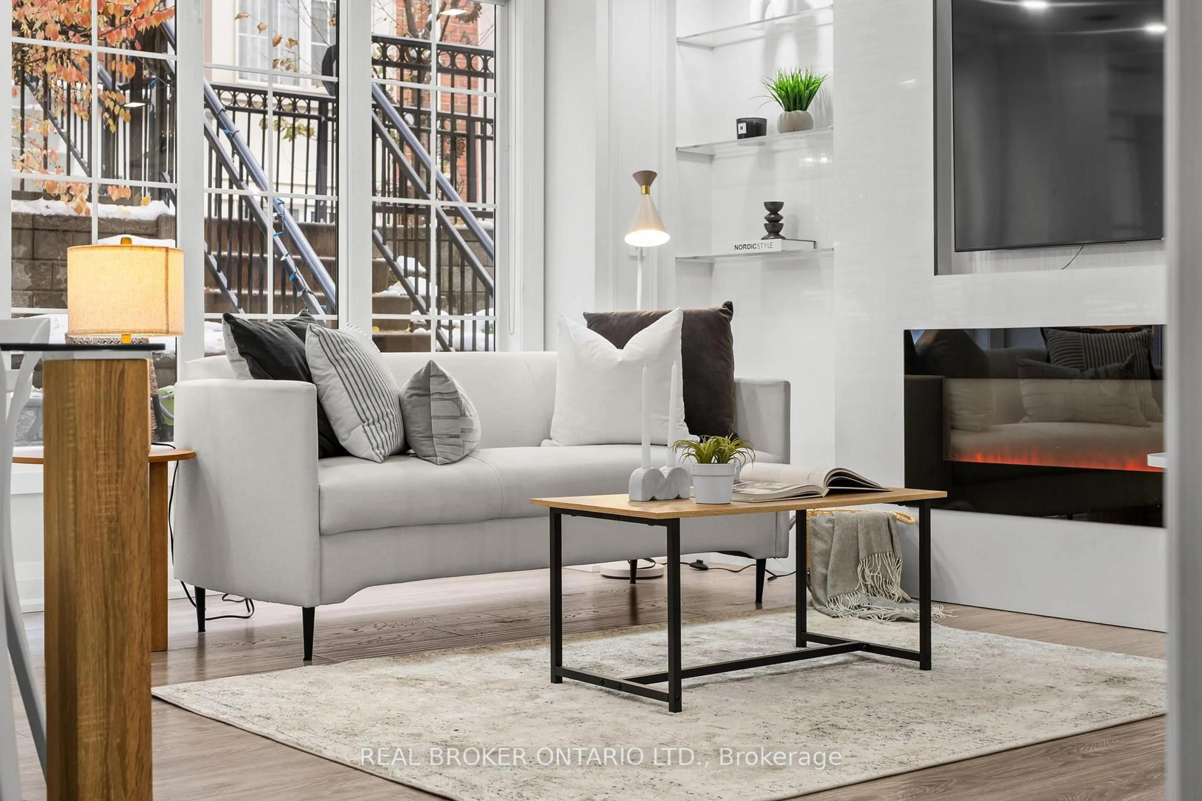 Living room with furniture, unknown for 5 Everson Dr #822, Toronto Ontario M2N 7C3