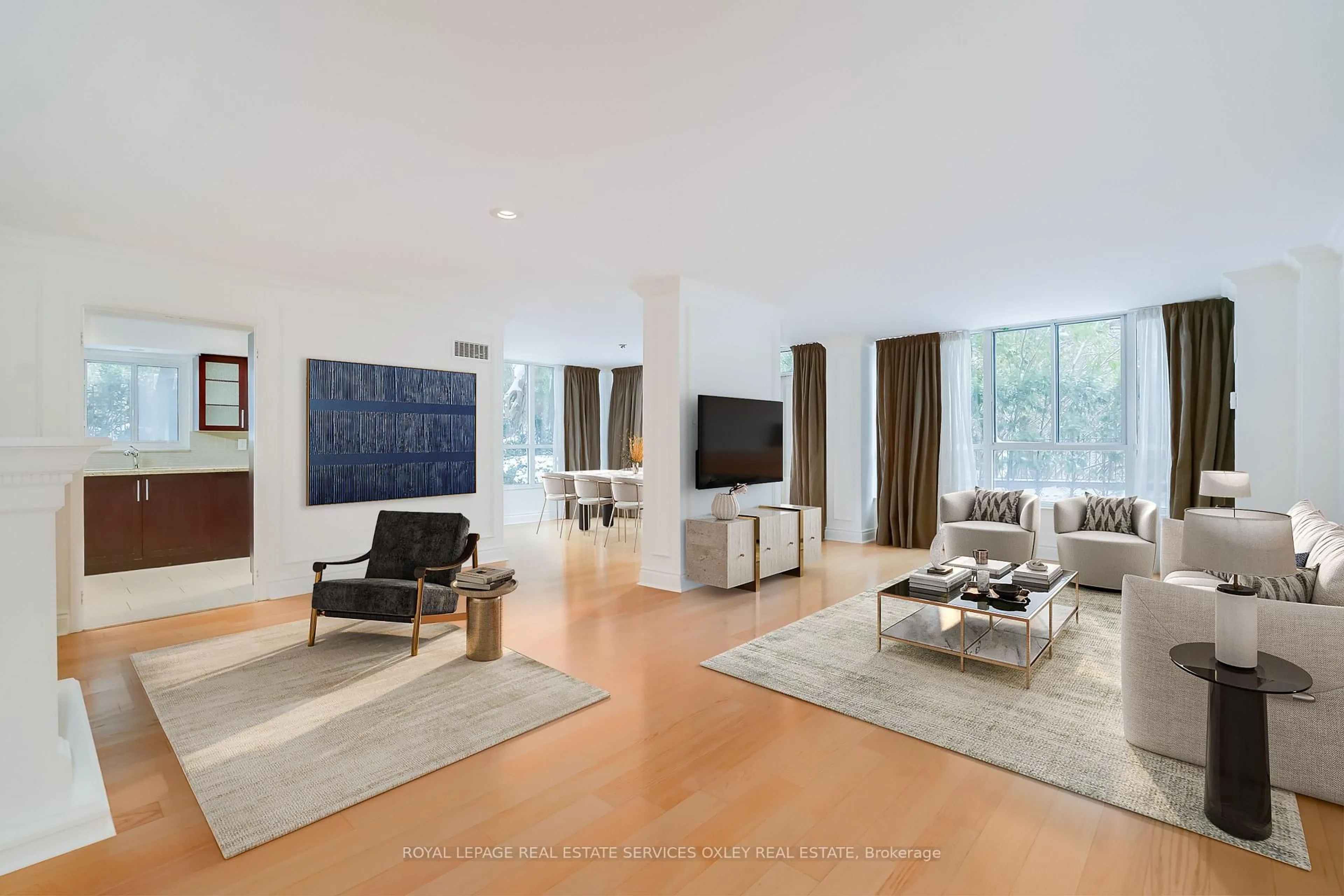 Living room with furniture, unknown for 10 Tichester Rd #101, Toronto Ontario M5P 3M4