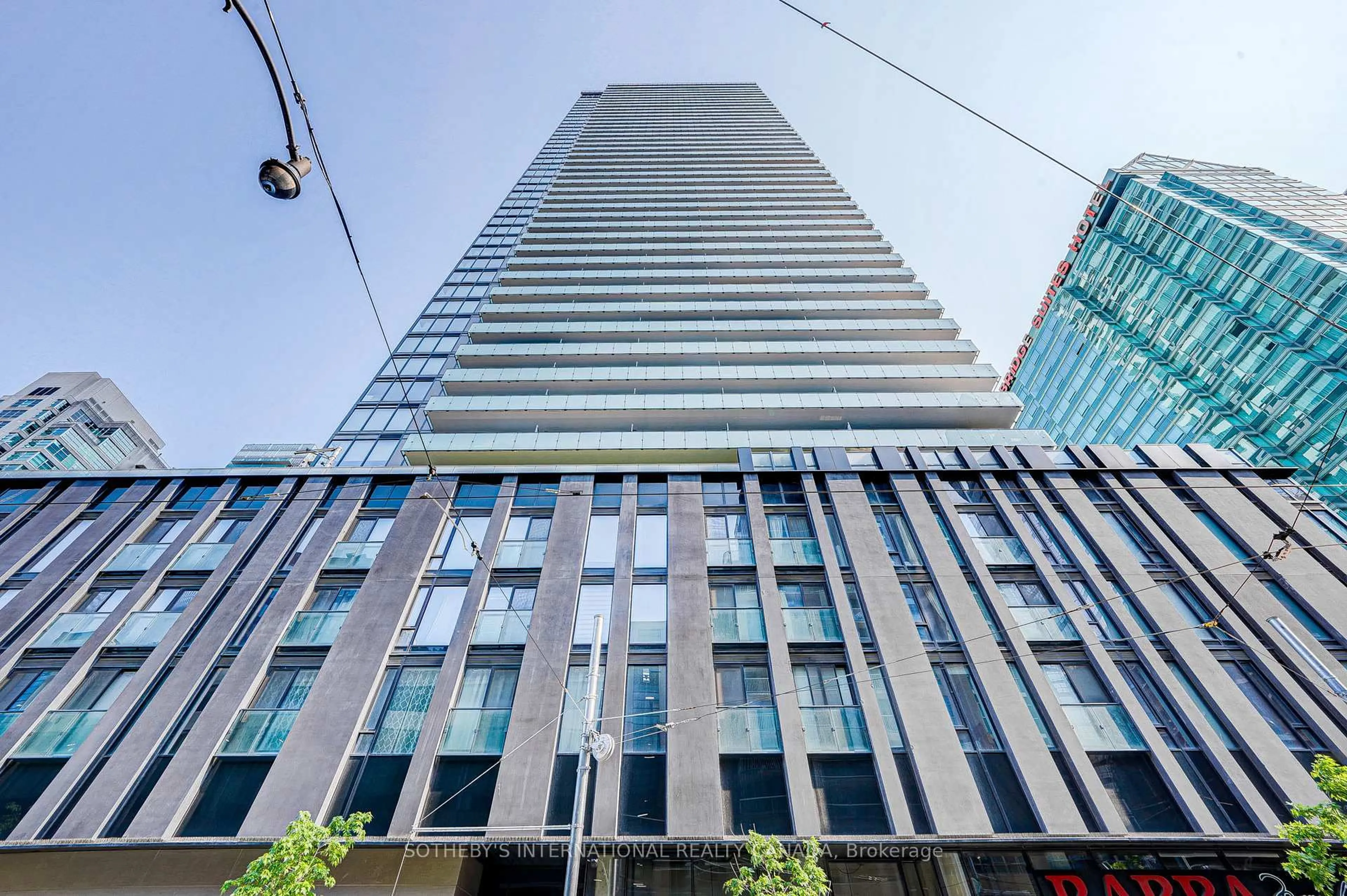 Unknown for 25 Richmond St #402, Toronto Ontario M5C 0A6