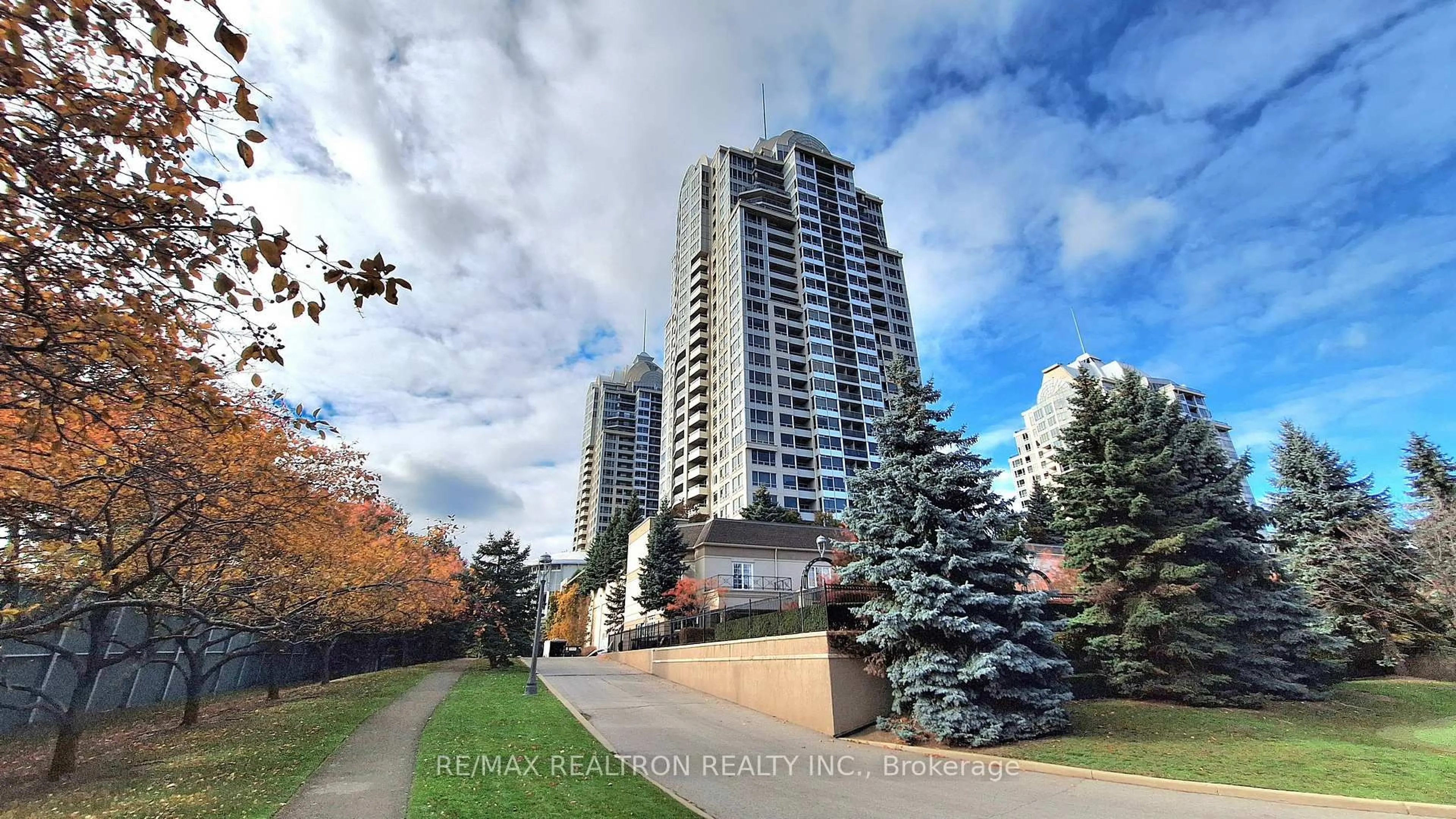 A pic from outside/outdoor area/front of a property/back of a property/a pic from drone, unknown for 3 Rean Dr #1707, Toronto Ontario M2K 3C2