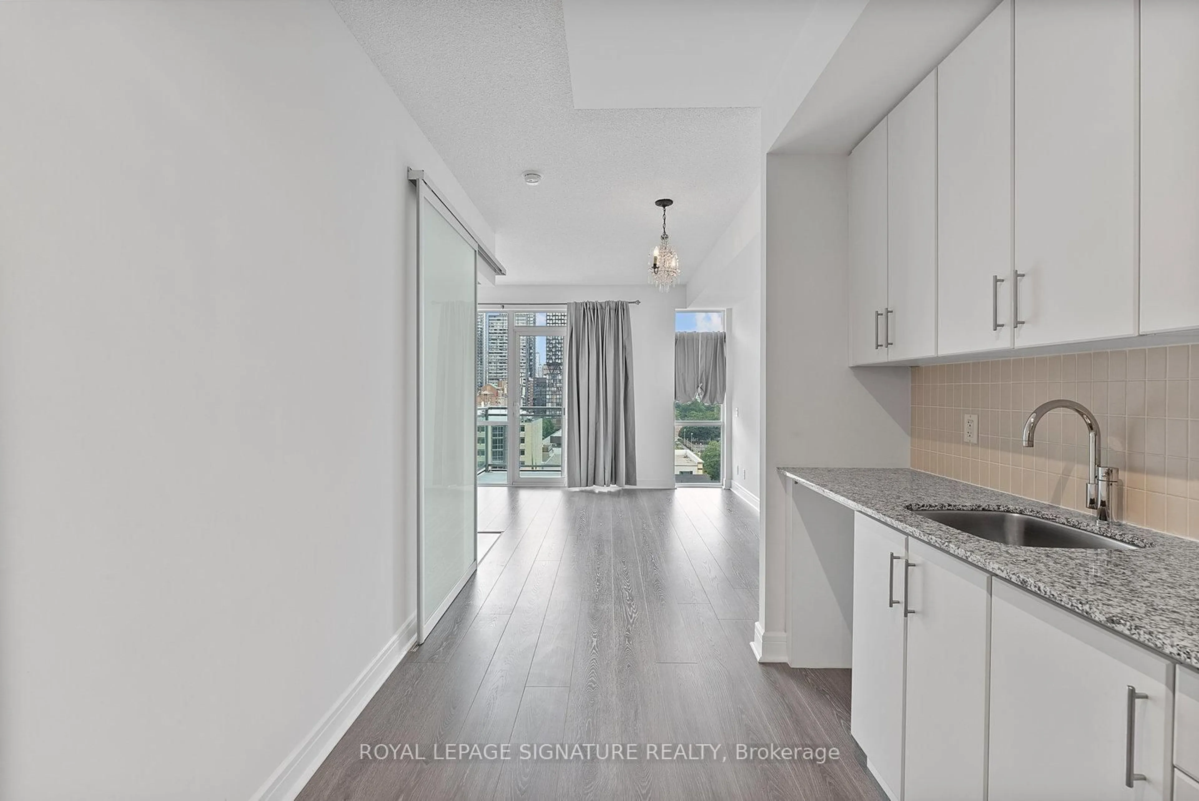 Open concept kitchen, unknown for 116 George St #N1104, Toronto Ontario M5A 3S2