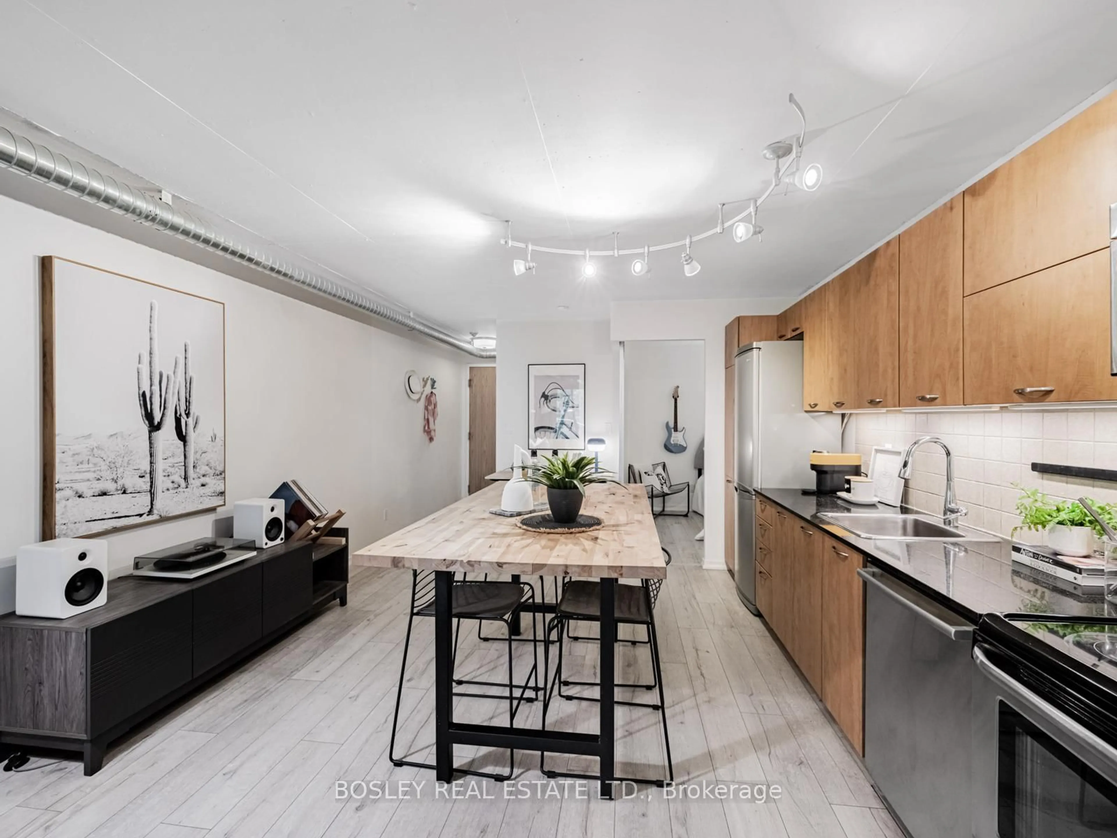 Open concept kitchen, unknown for 170 Sudbury St #311, Toronto Ontario M6J 0A1