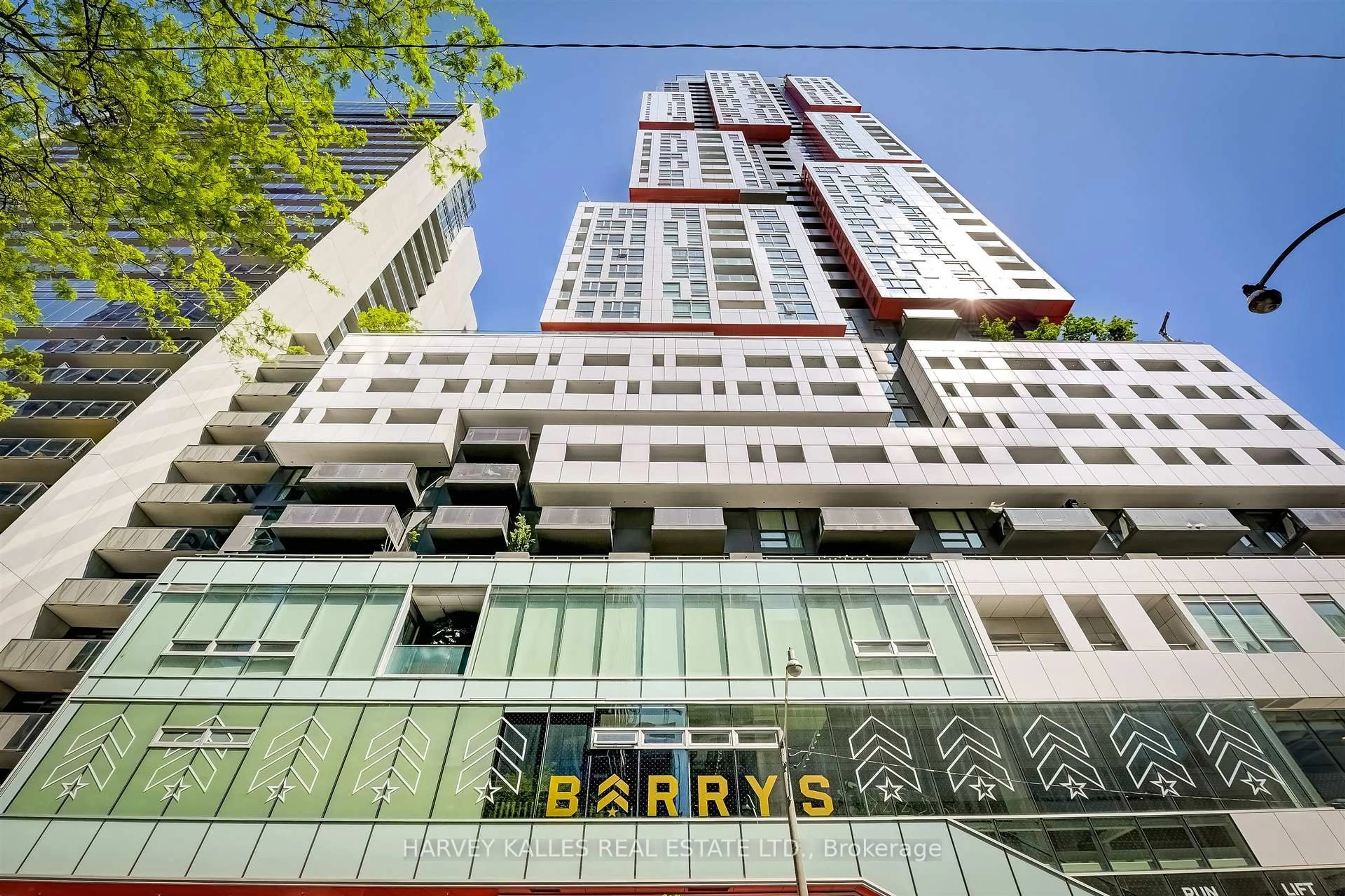 Lobby for 318 Richmond St #1508, Toronto Ontario M5V 0B4