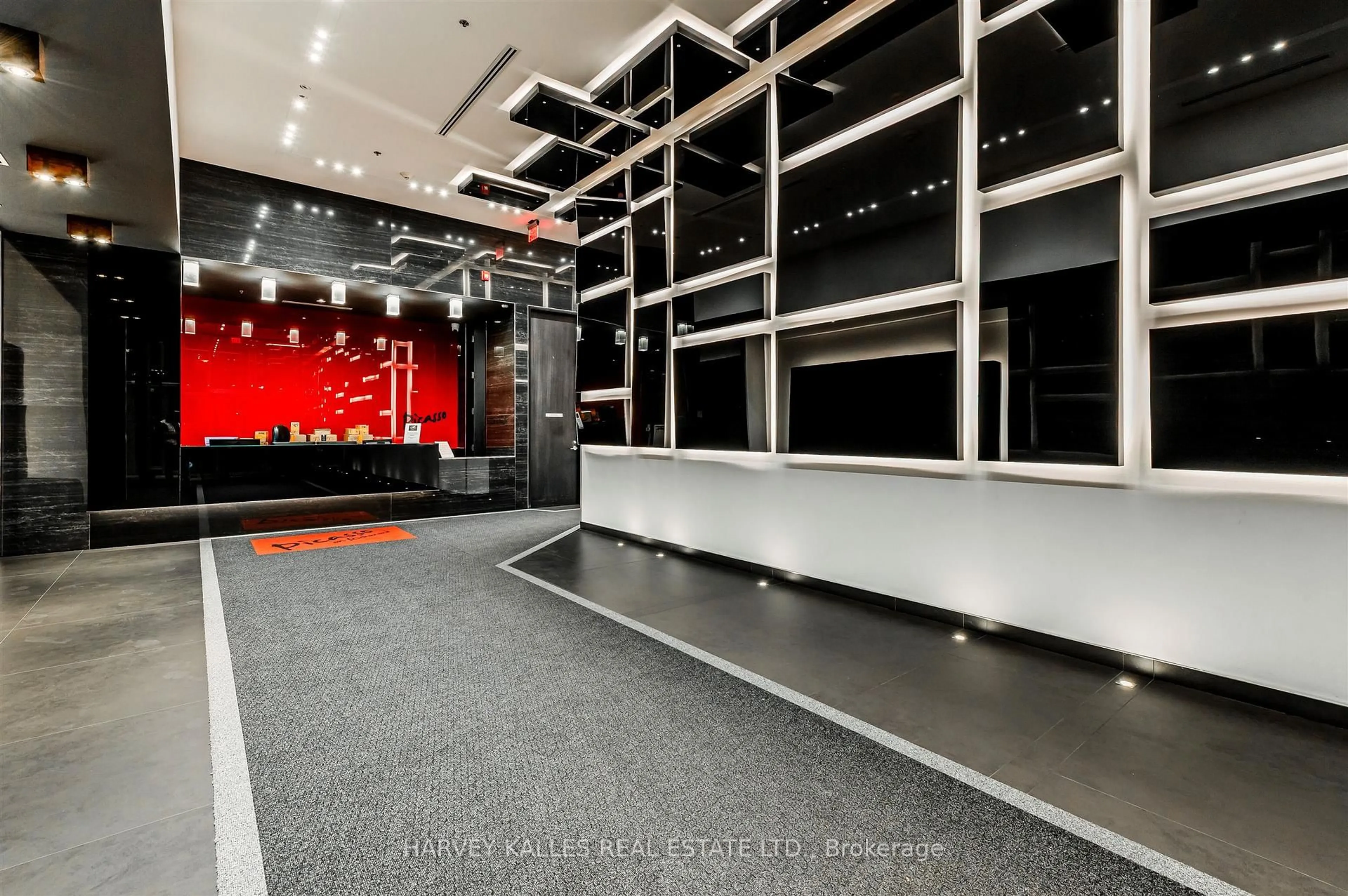 Indoor foyer for 318 Richmond St #1508, Toronto Ontario M5V 0B4