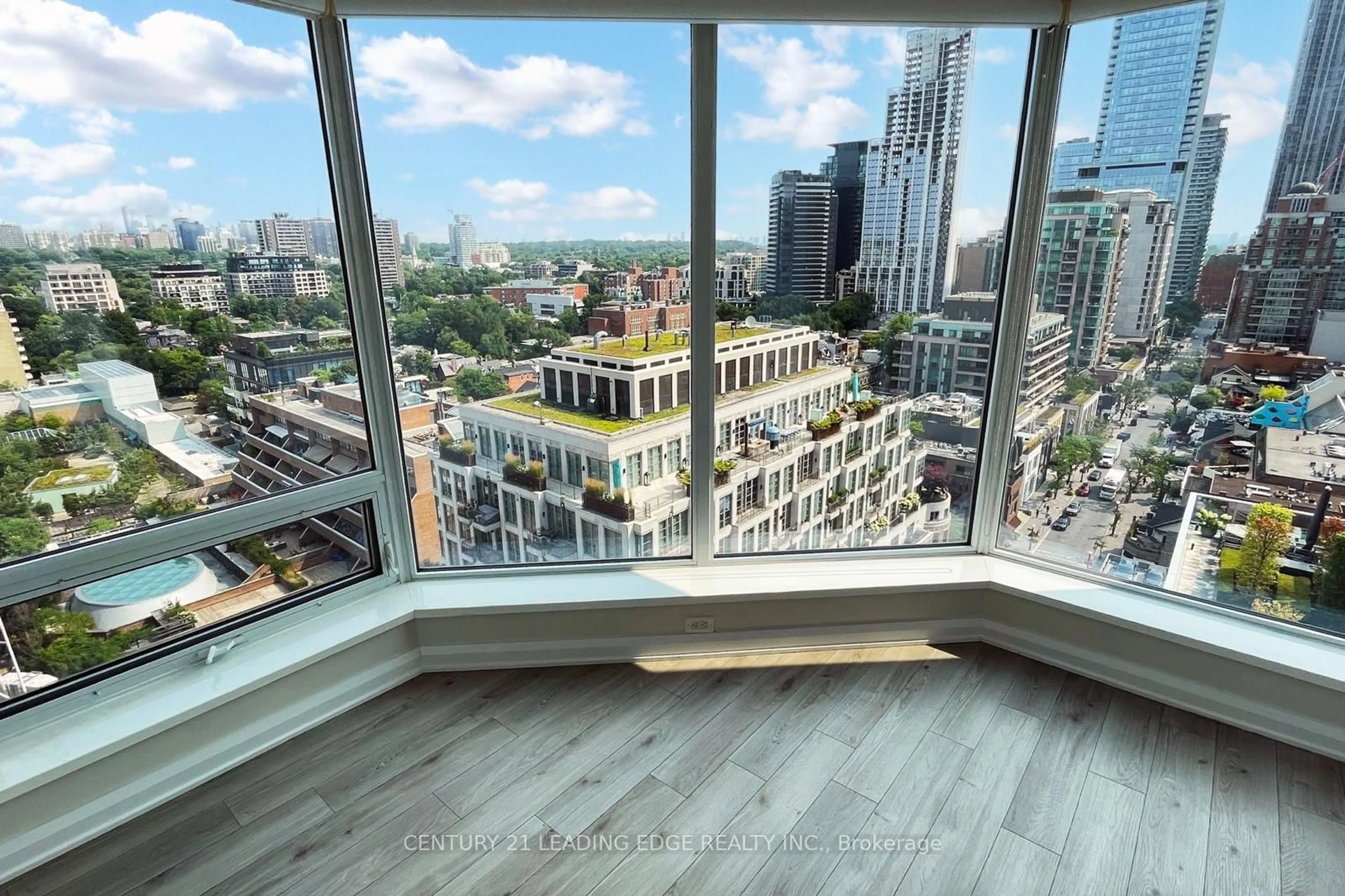 A pic of a room for 155 Yorkville Ave #1704, Toronto Ontario M5R 0B4