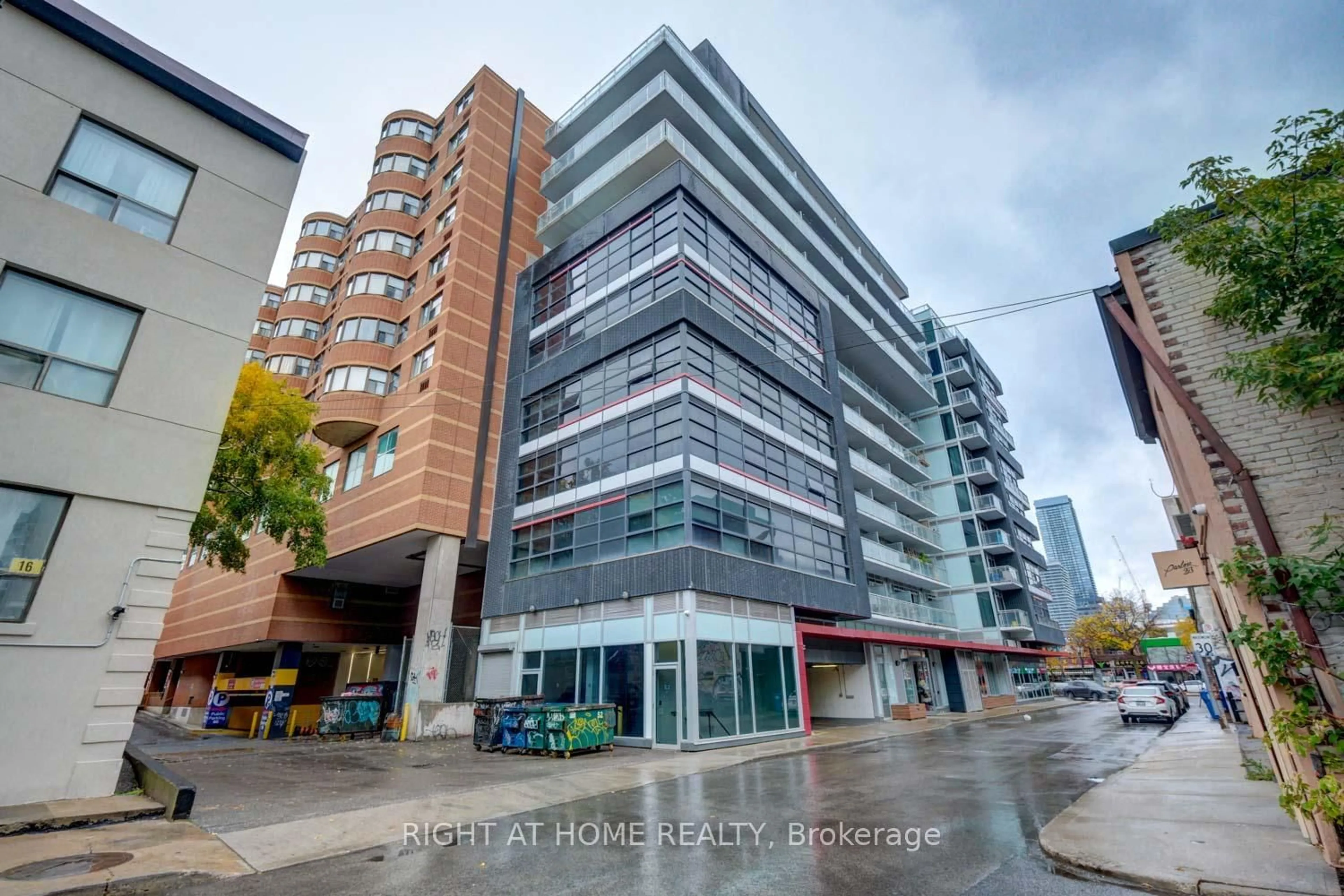 Unknown for 10 Willison Sq #701, Toronto Ontario M5T 0A8