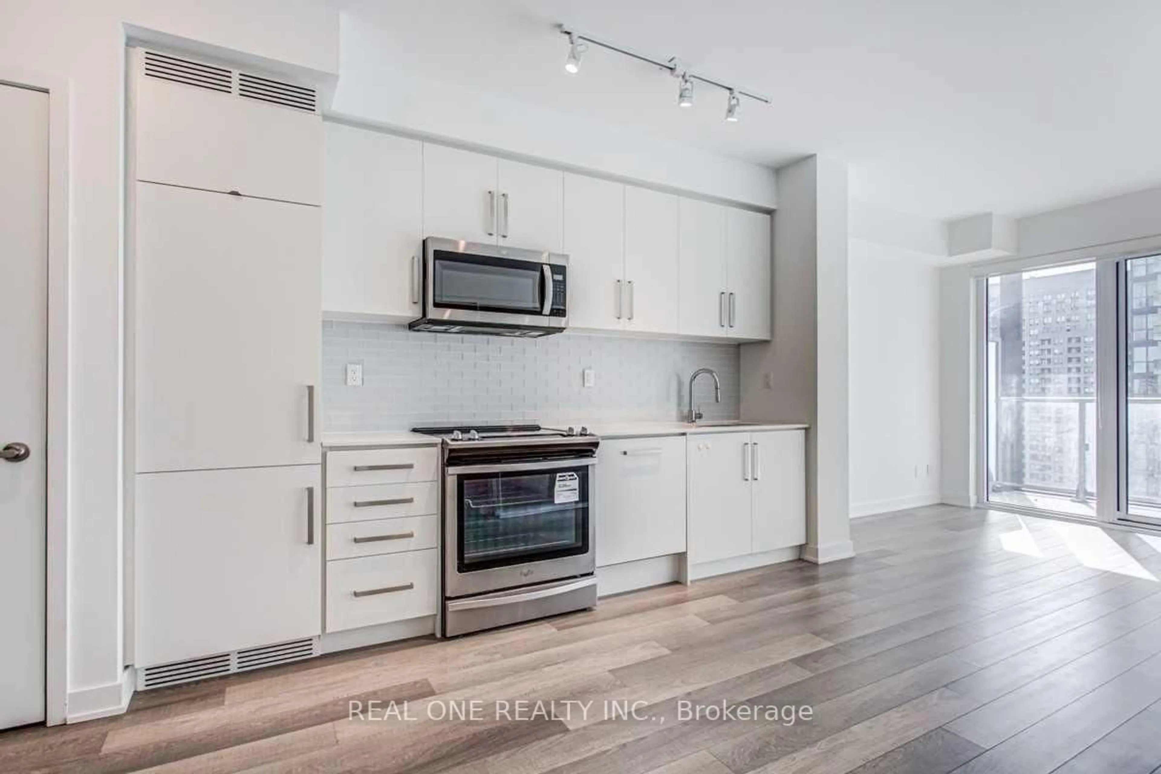 Open concept kitchen, unknown for 5180 Yonge St #2210, Toronto Ontario M2N 5P6