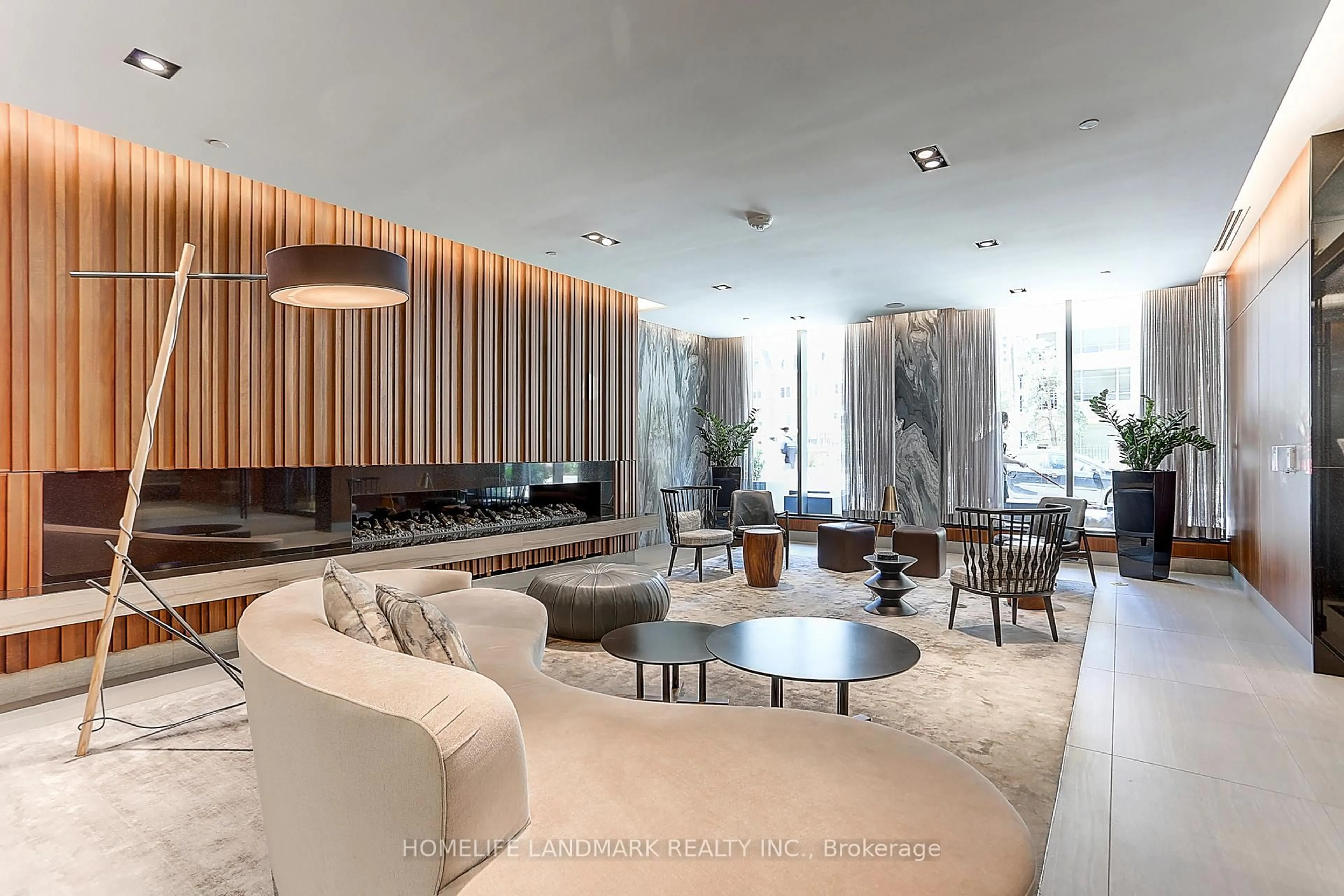 Lobby for 125 Redpath Ave #601, Toronto Ontario M4S 0B5