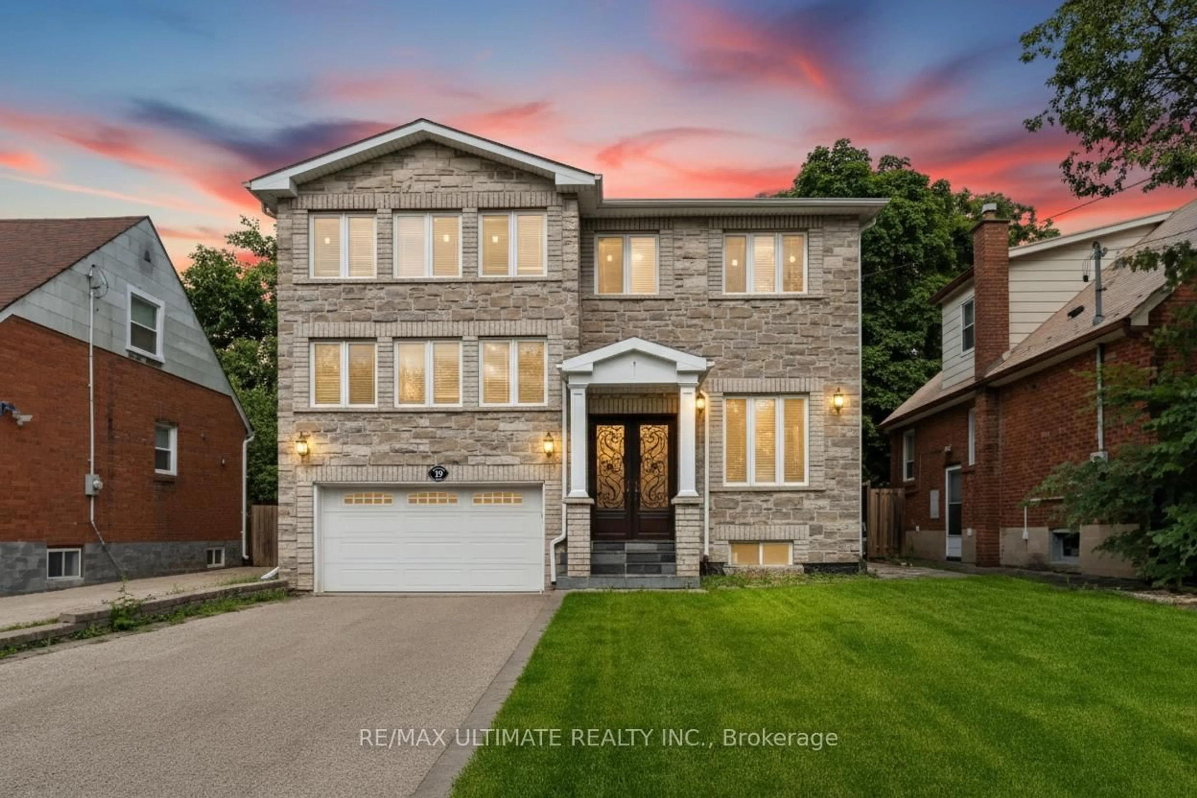 Home with brick exterior material, street for 19 Bonnington Pl, Toronto Ontario M2N 4V2