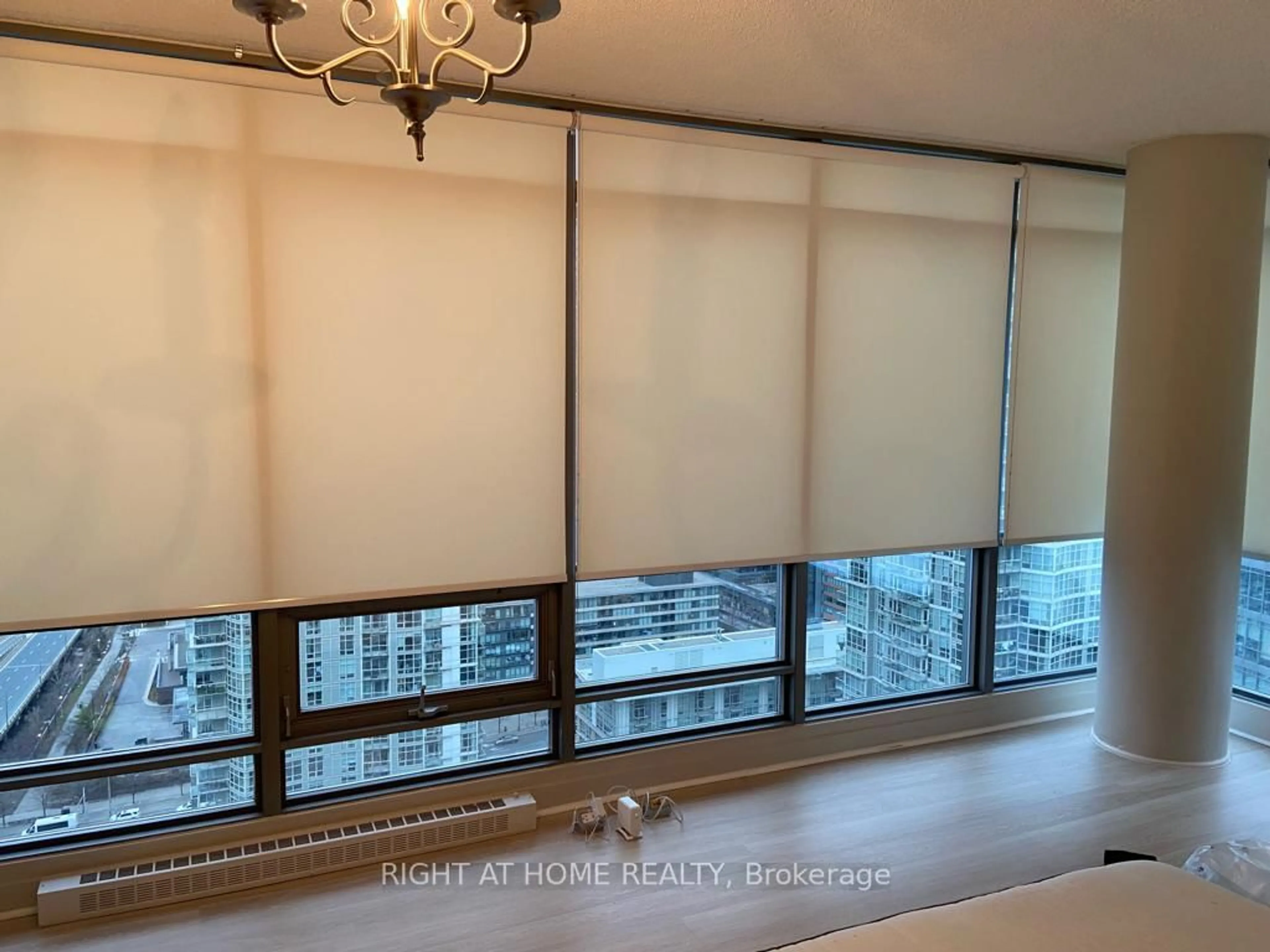 A pic of a room for 5 Mariner Terr #3007, Toronto Ontario M5V 3V6