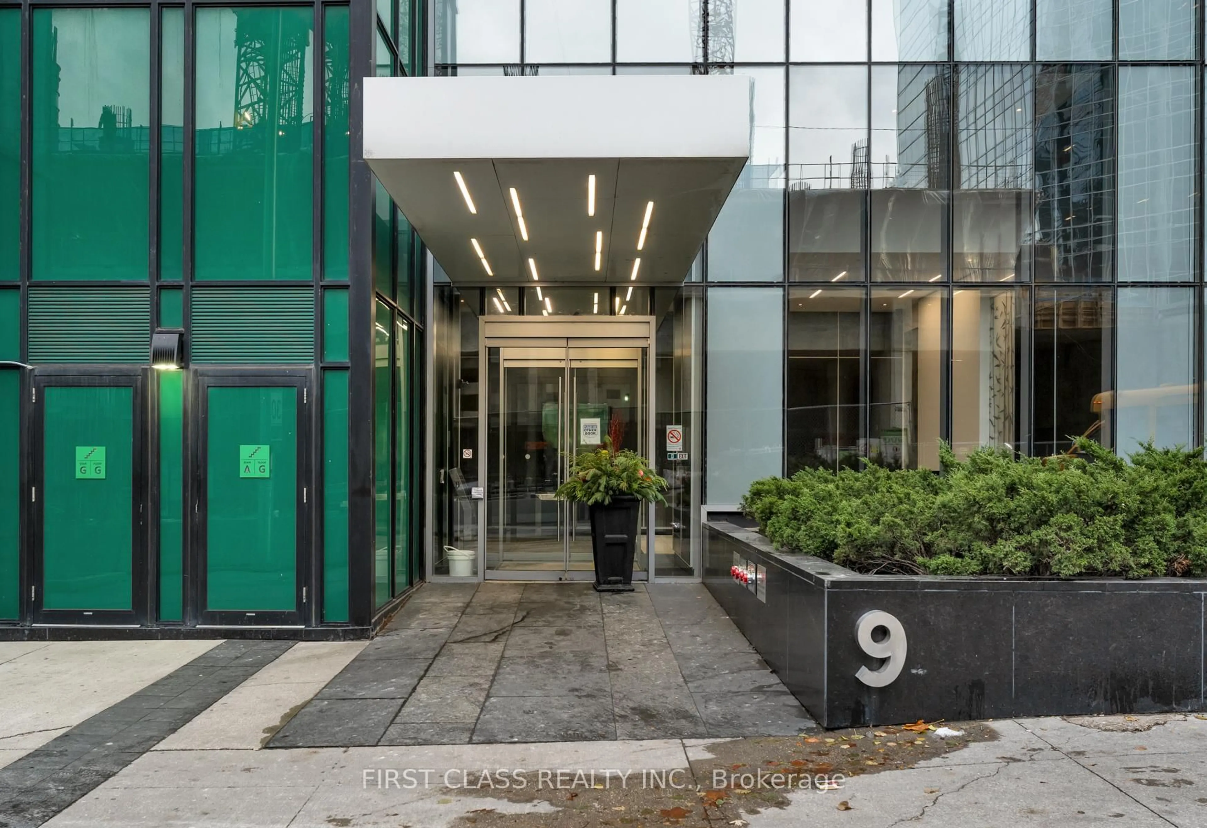 Indoor foyer for 9 Bogert Ave #2003, Toronto Ontario M2N 0H3