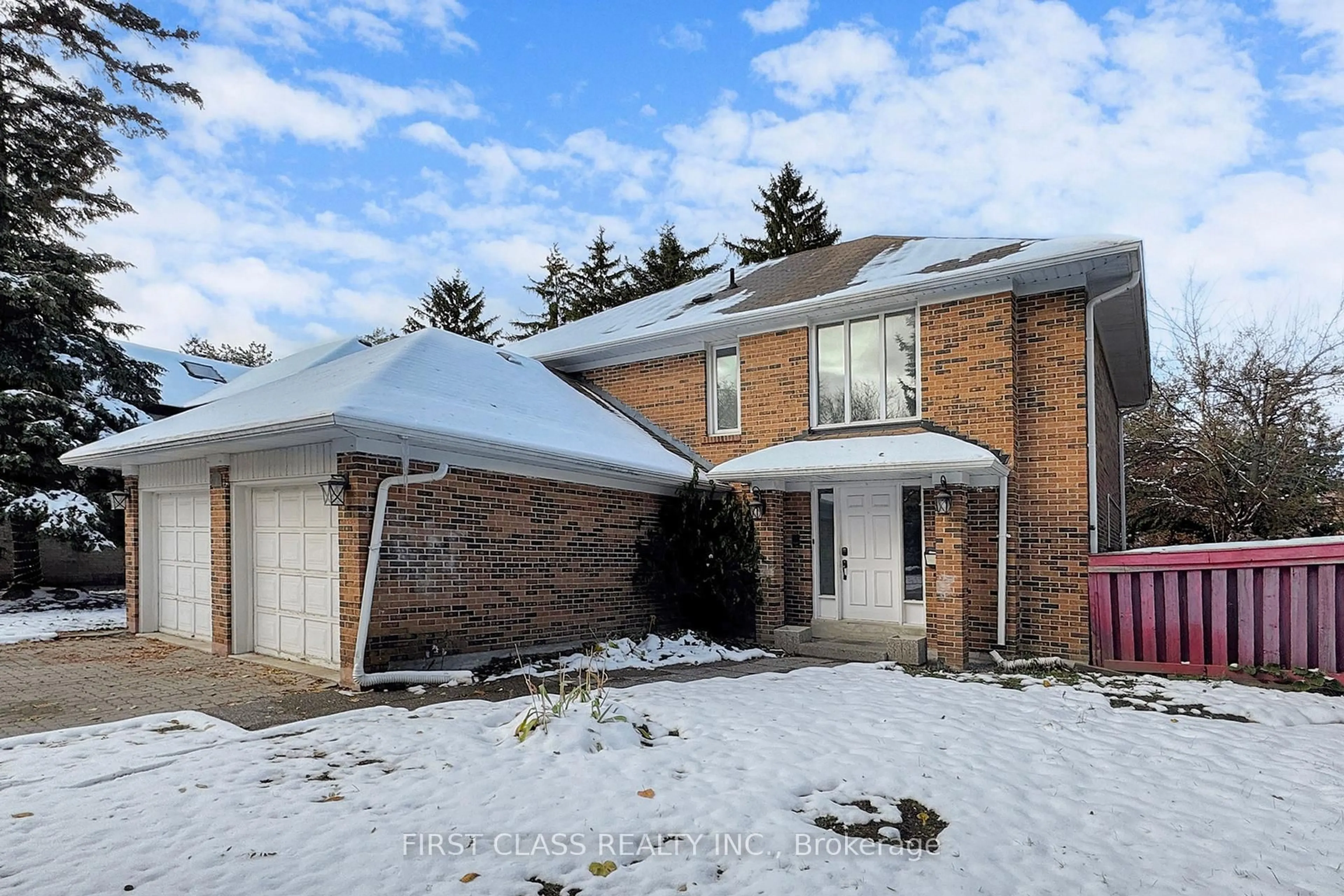 Home with brick exterior material, street for 8 Fernside Crt, Toronto Ontario M2N 6A1