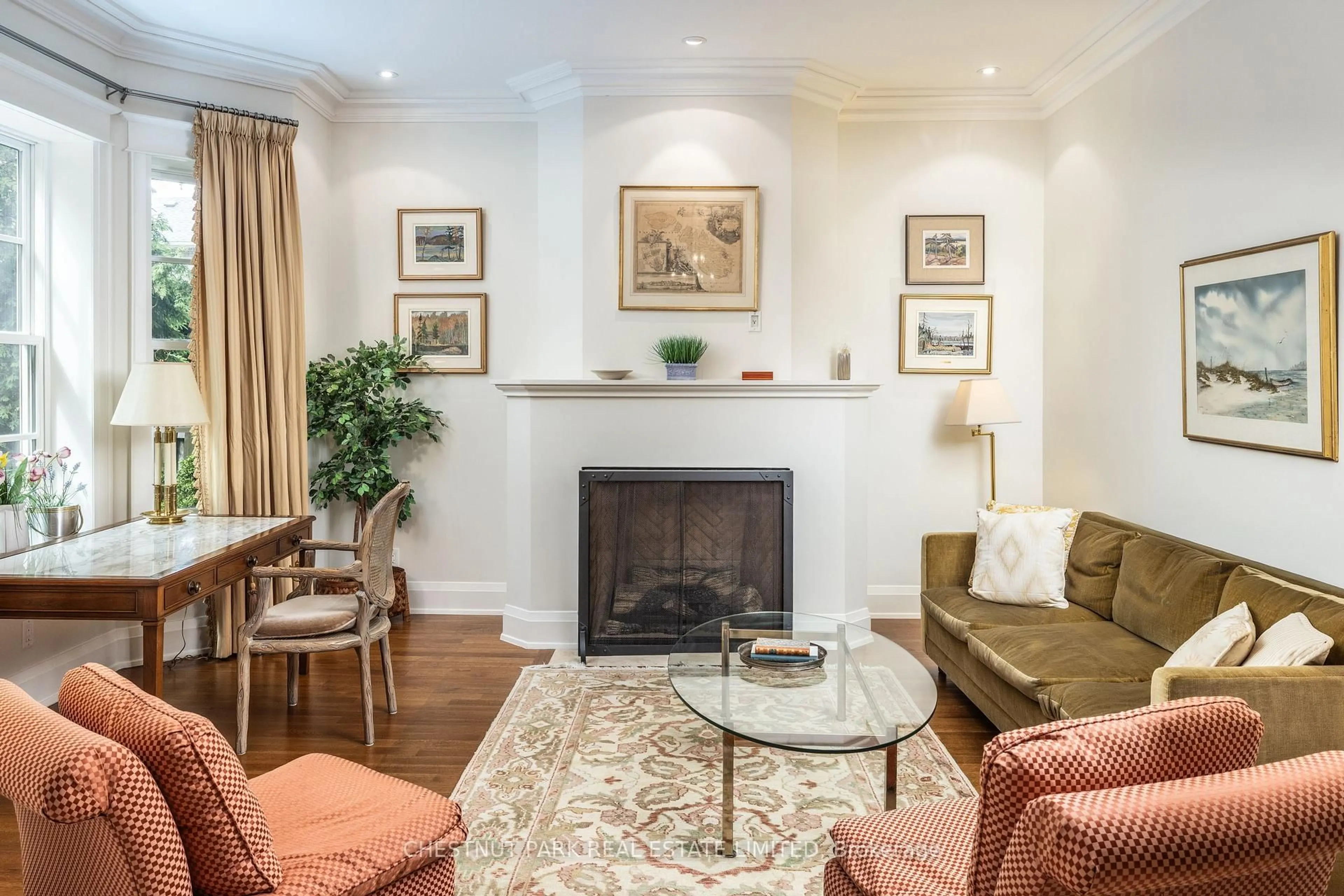 Living room with furniture, wood/laminate floor for 340 Spring Garden Ave, Toronto Ontario M2N 3H5