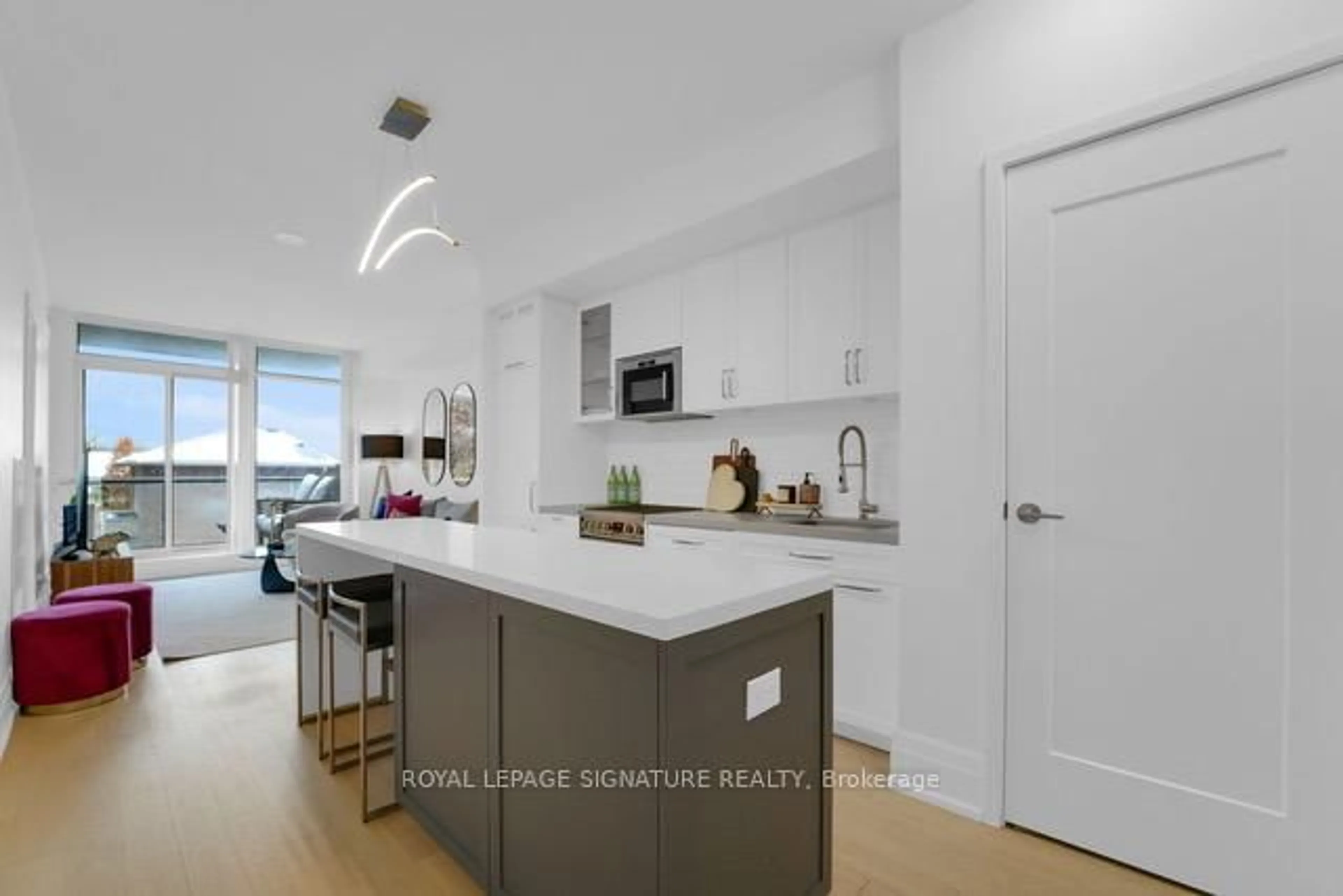 Open concept kitchen, unknown for 25 Malcolm Rd #314, Toronto Ontario M4G 0C1
