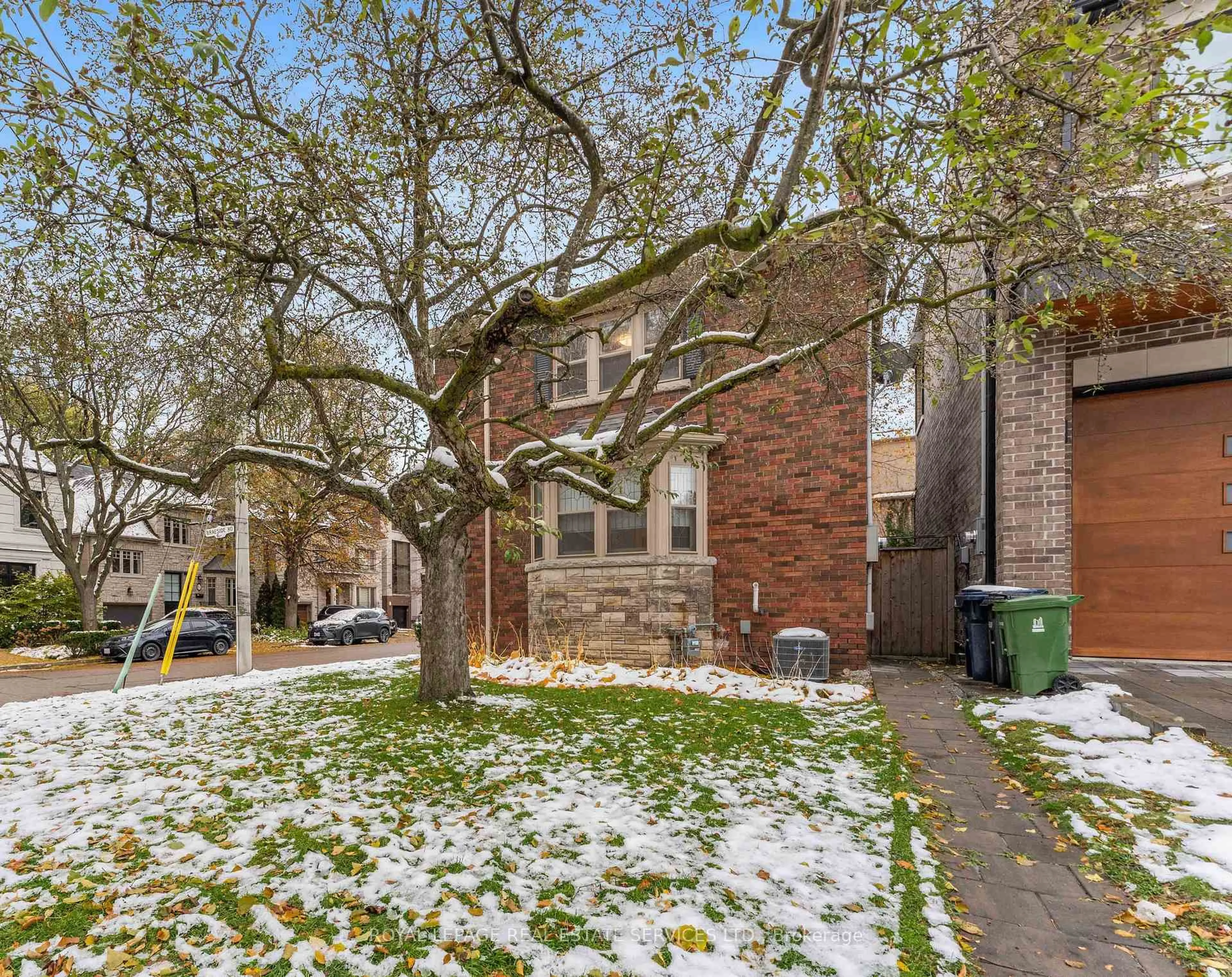 Unknown for 61 Braeside Rd, Toronto Ontario M4N 1X9