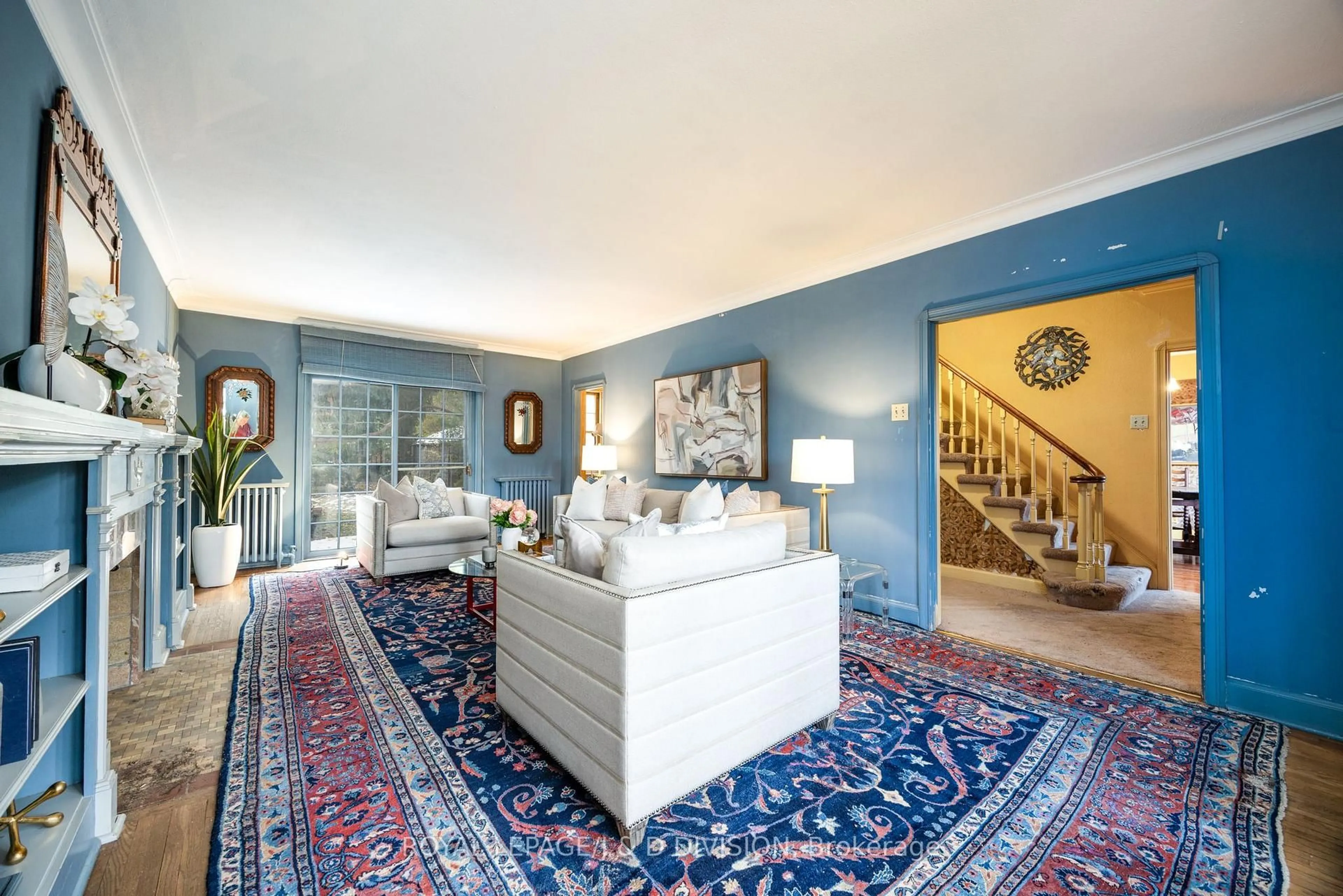 Unknown for 308 Oriole Pkwy, Toronto Ontario M5P 2H5