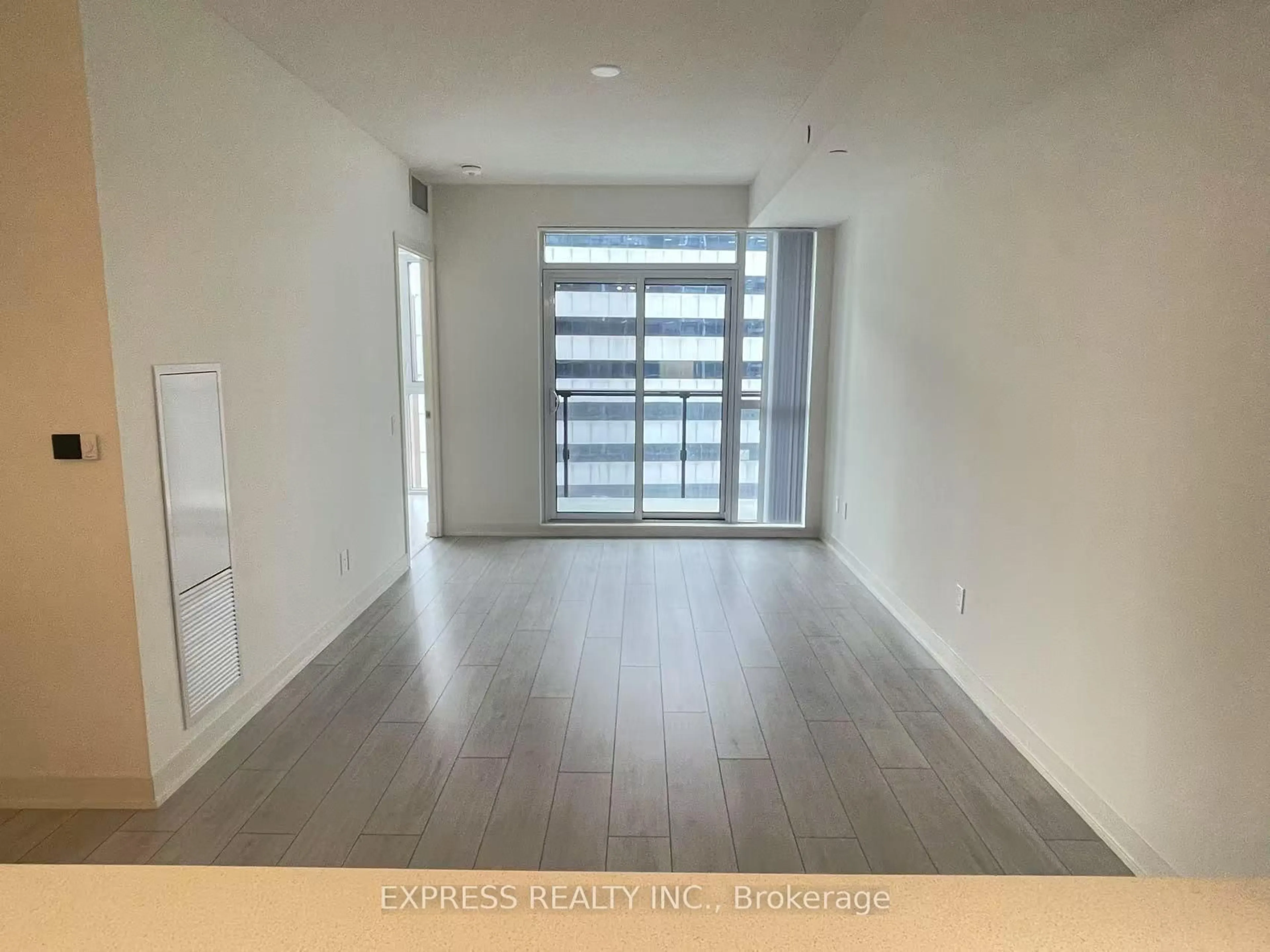 A pic of a room for 4955 Yonge St #1811, Toronto Ontario M2N 0L8
