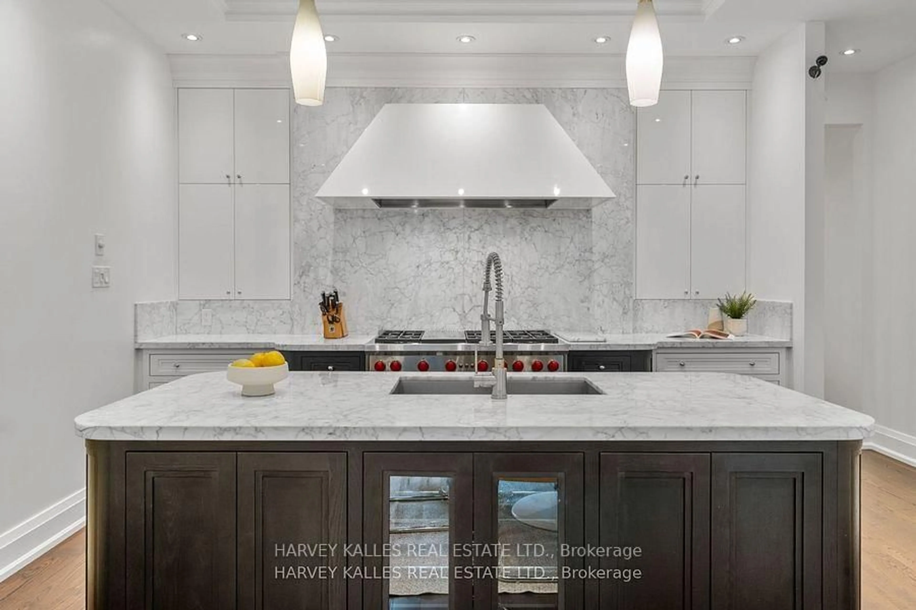 Contemporary kitchen, ceramic/tile floor for 1717B Bathurst St, Toronto Ontario M5P 3K4