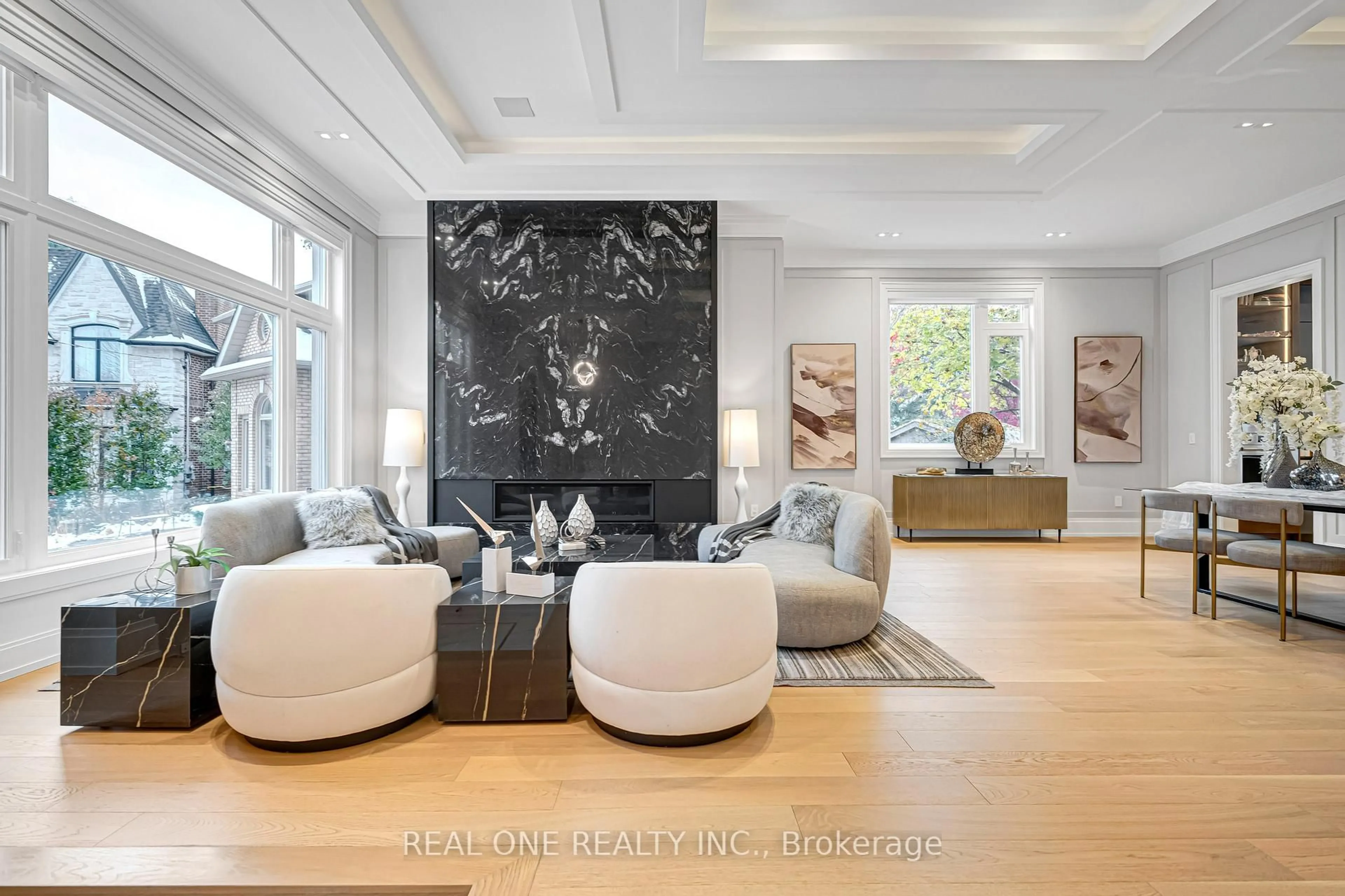 Unknown for 18 Aneta Circ, Toronto Ontario M2M 3J2