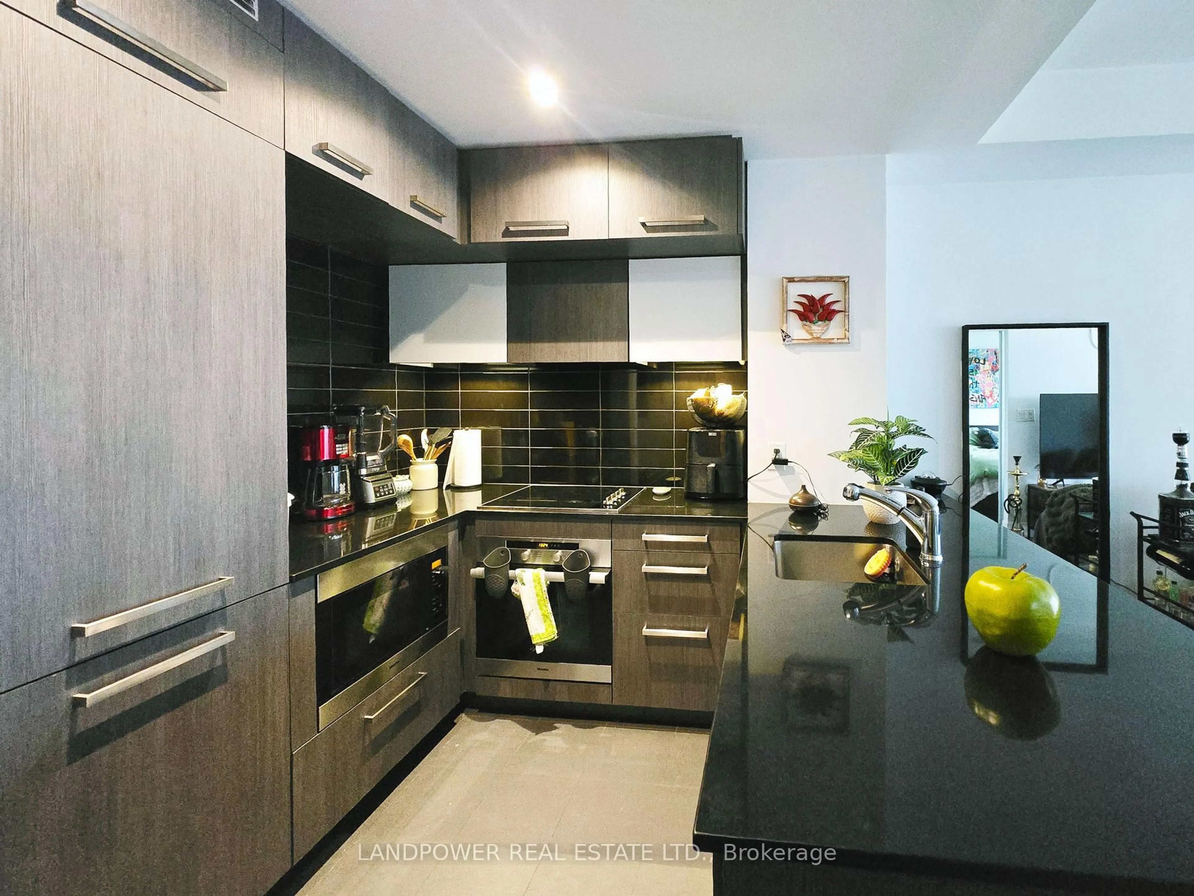 Contemporary kitchen, unknown for 8 The Esplanade #1409, Toronto Ontario M5E 0A6