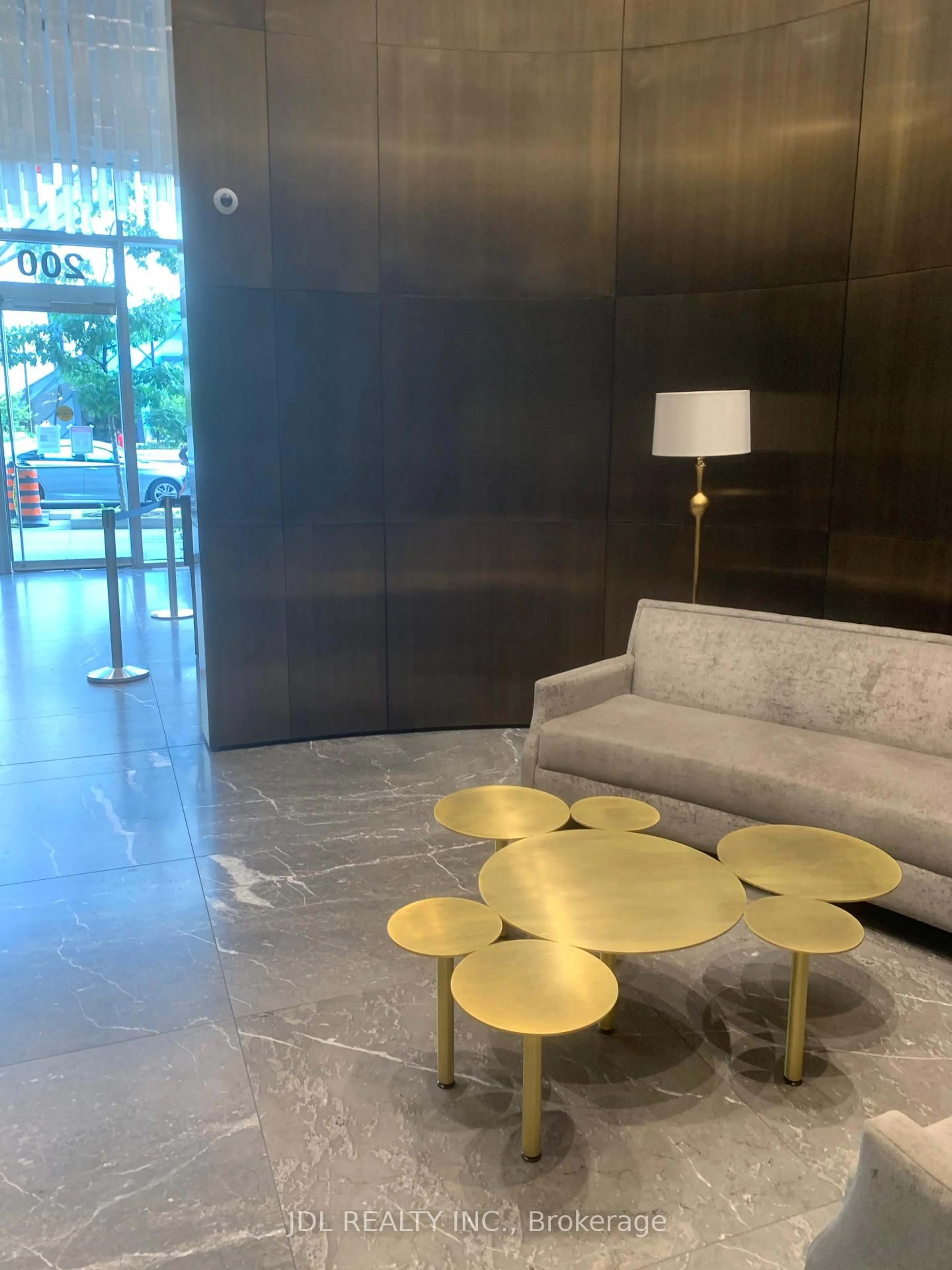 Lobby for 200 Bloor St #2204, Toronto Ontario M5S 1T8