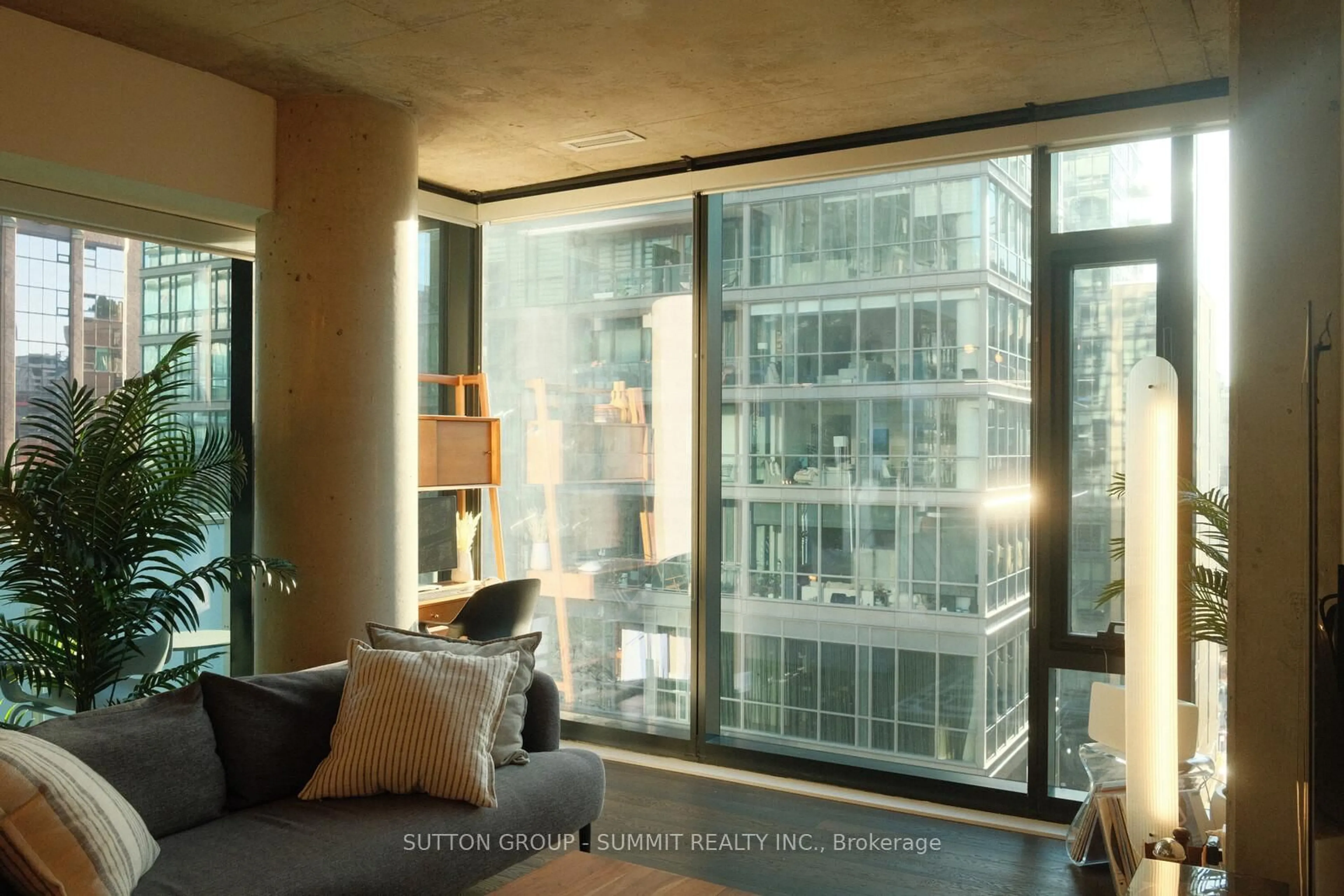 Unknown for 11 Charlotte St #902, Toronto Ontario M5V 0M6