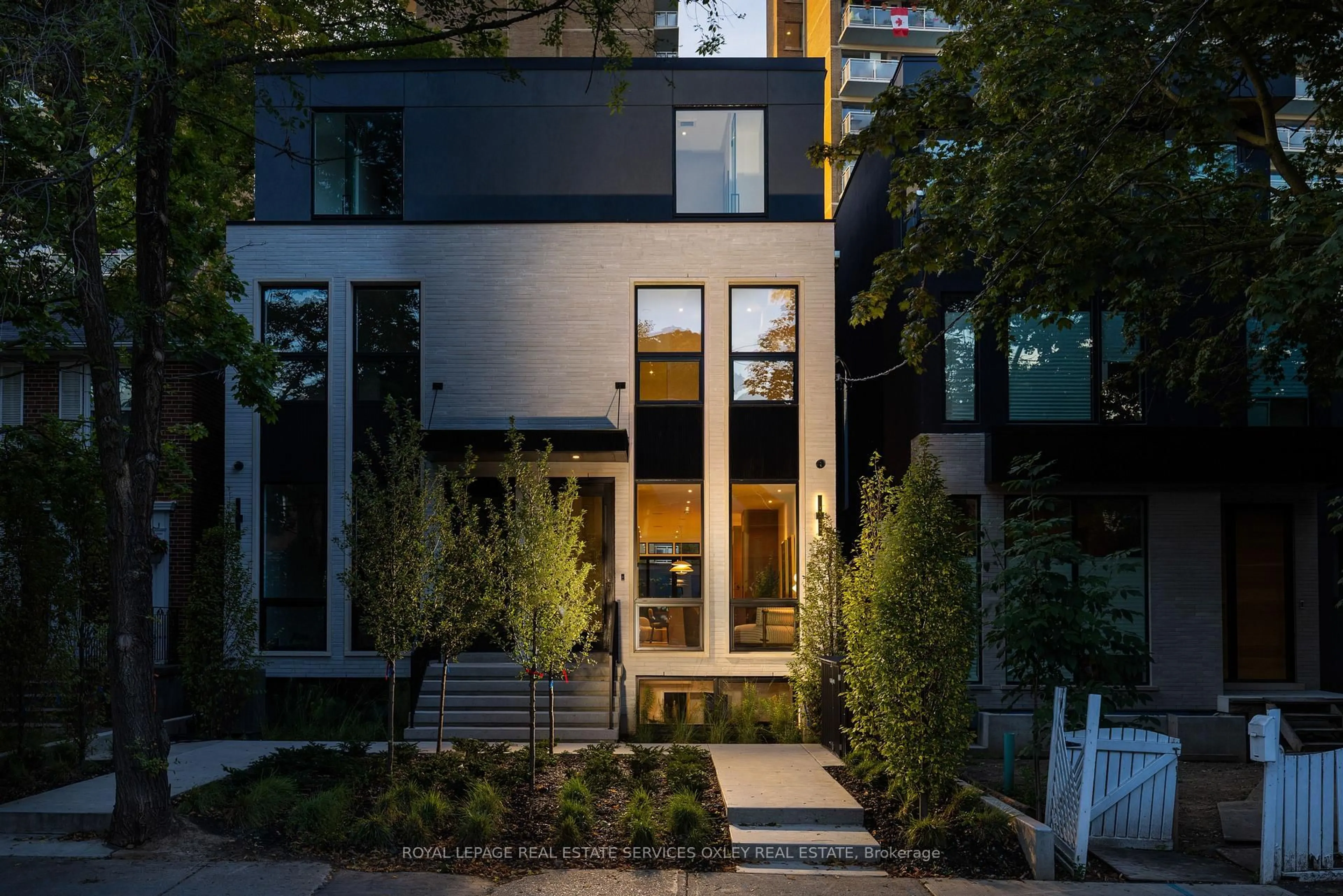 Unknown for 20A Gormley Ave, Toronto Ontario M4V 1Y8