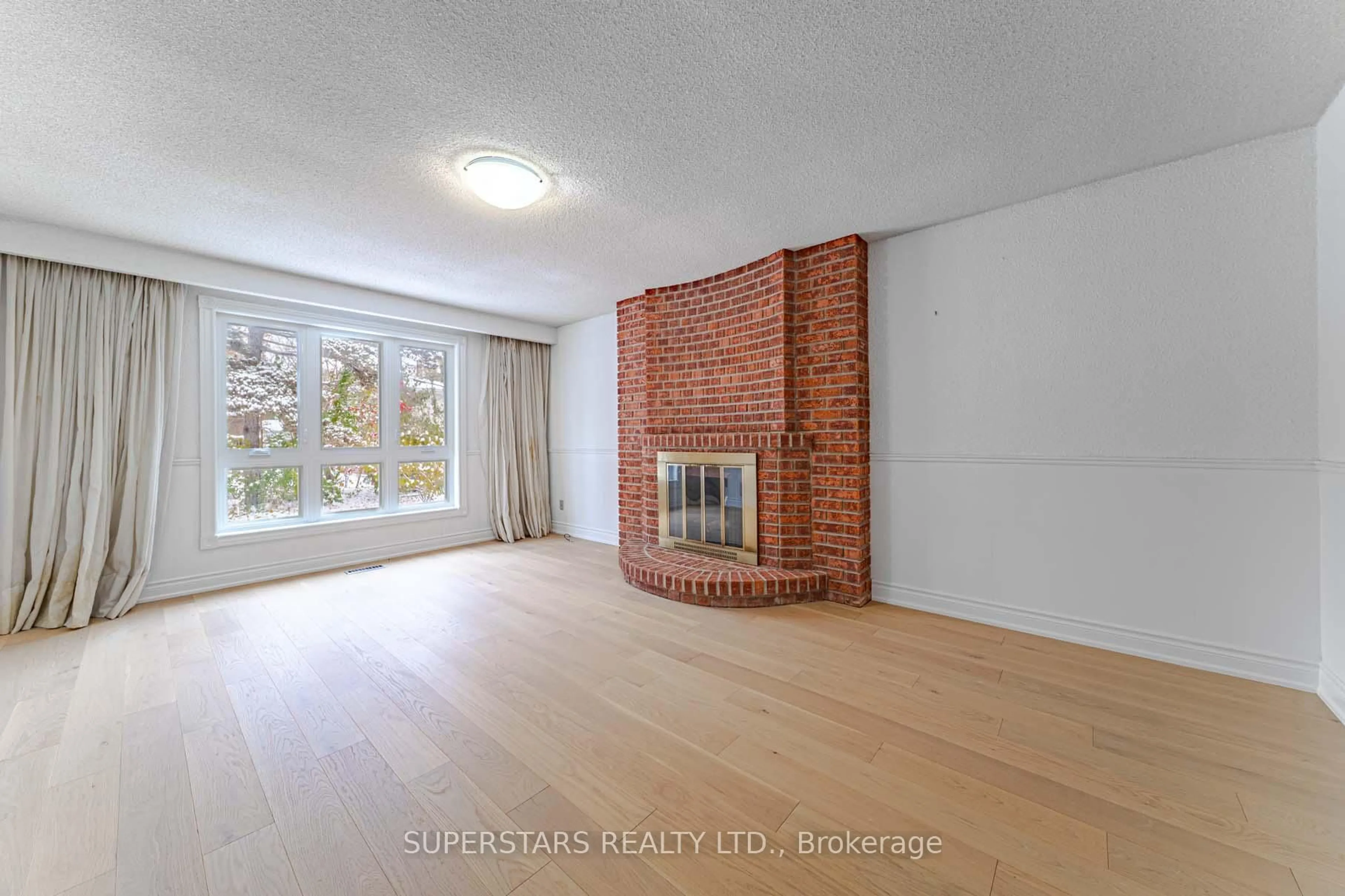 Unknown for 16 Clayland Dr, Toronto Ontario M3A 2A4