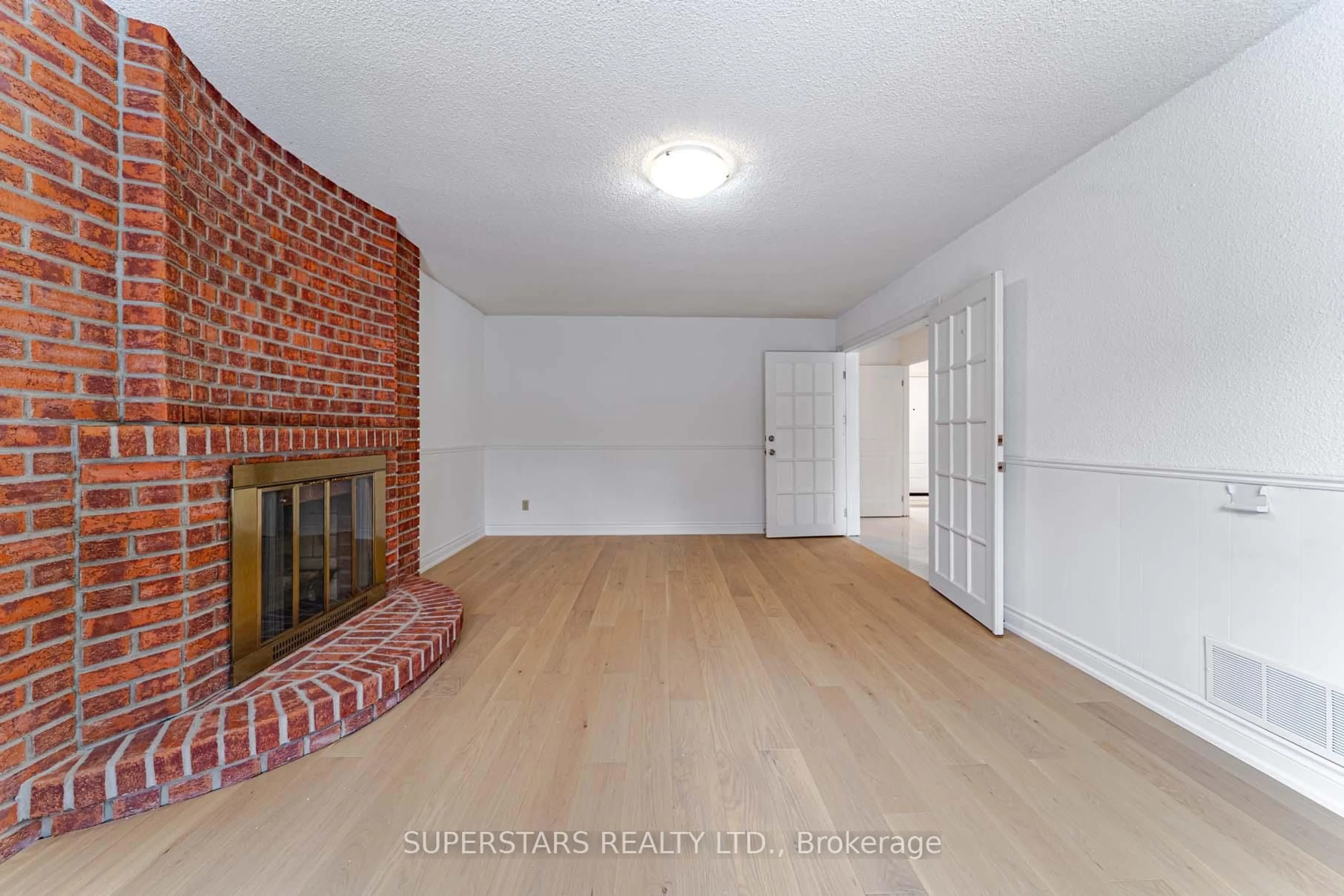 A pic of a room for 16 Clayland Dr, Toronto Ontario M3A 2A4